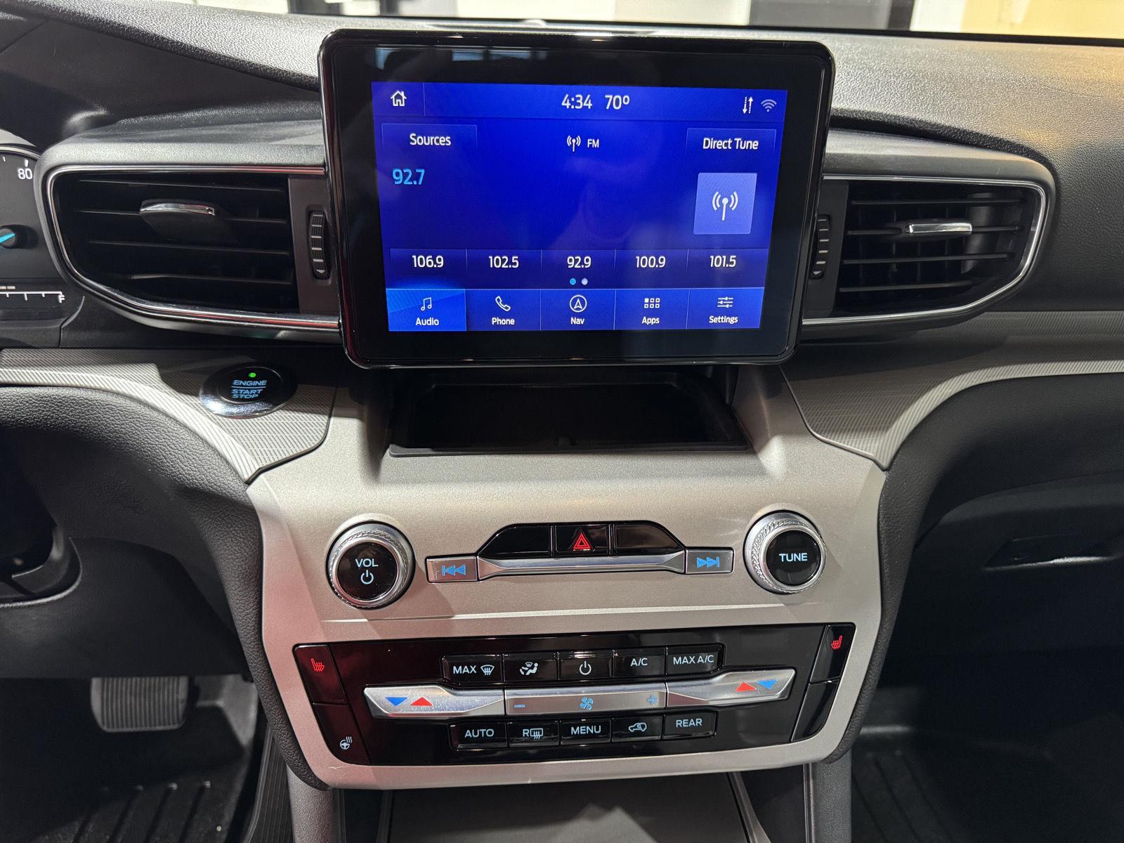Vehicle photo 31