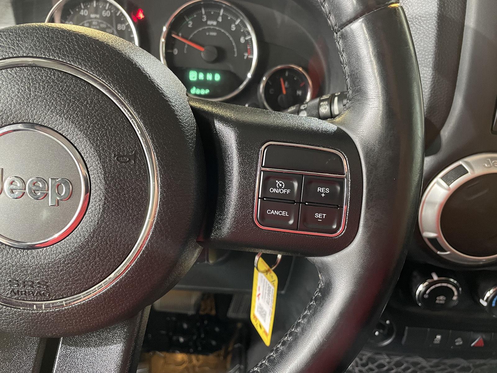 Vehicle photo 15