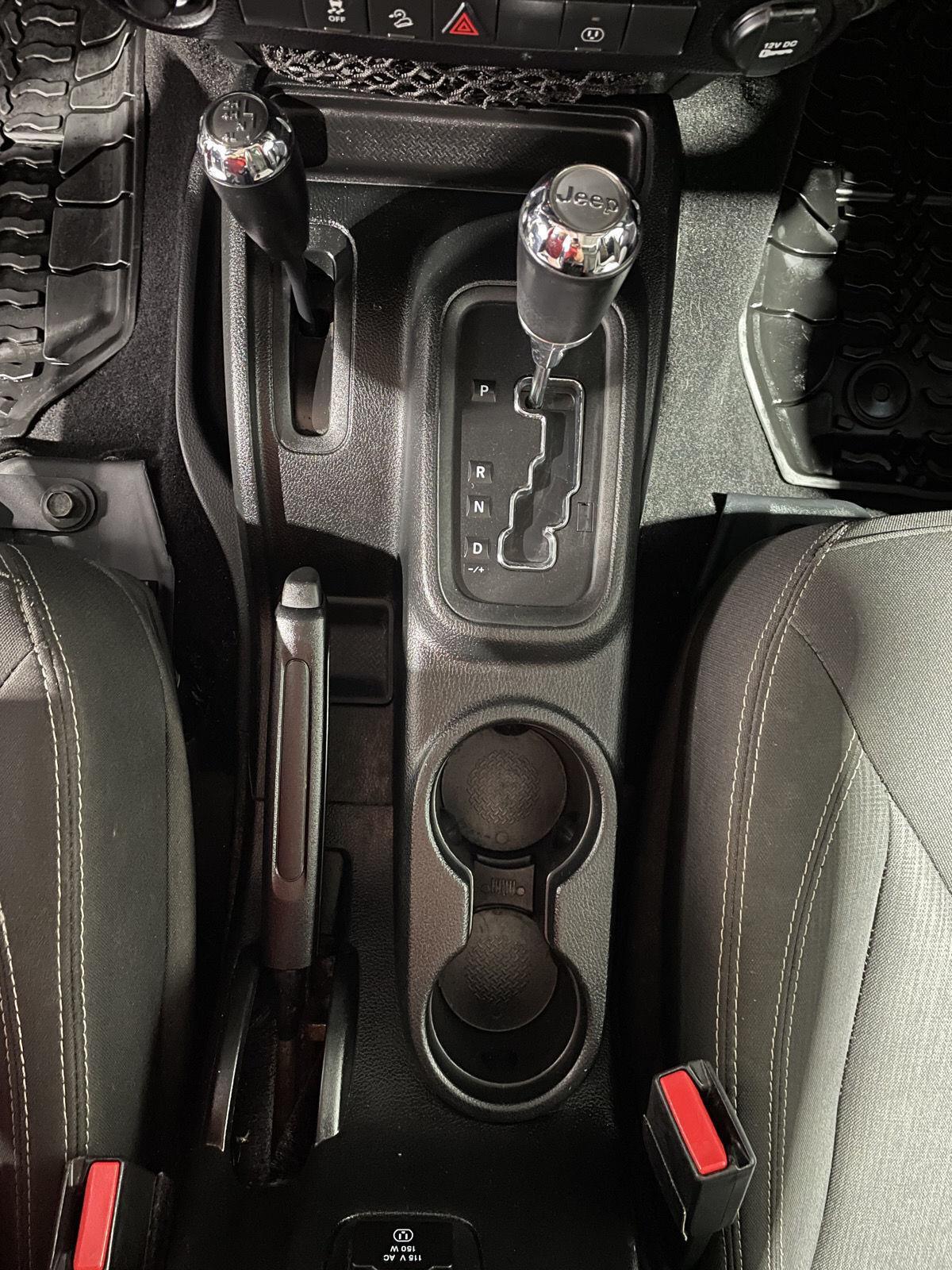 Vehicle photo 37