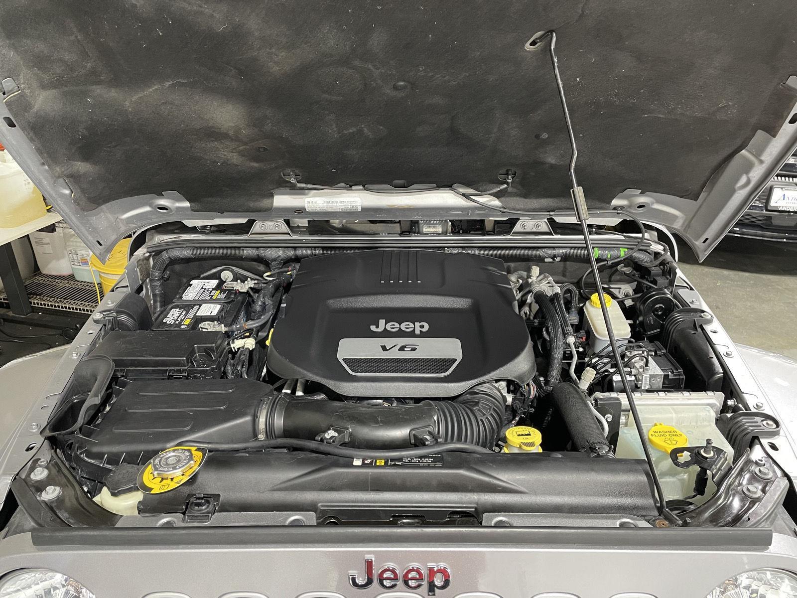 Vehicle photo 41