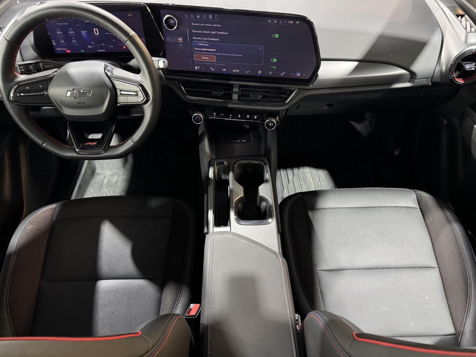Vehicle photo 22