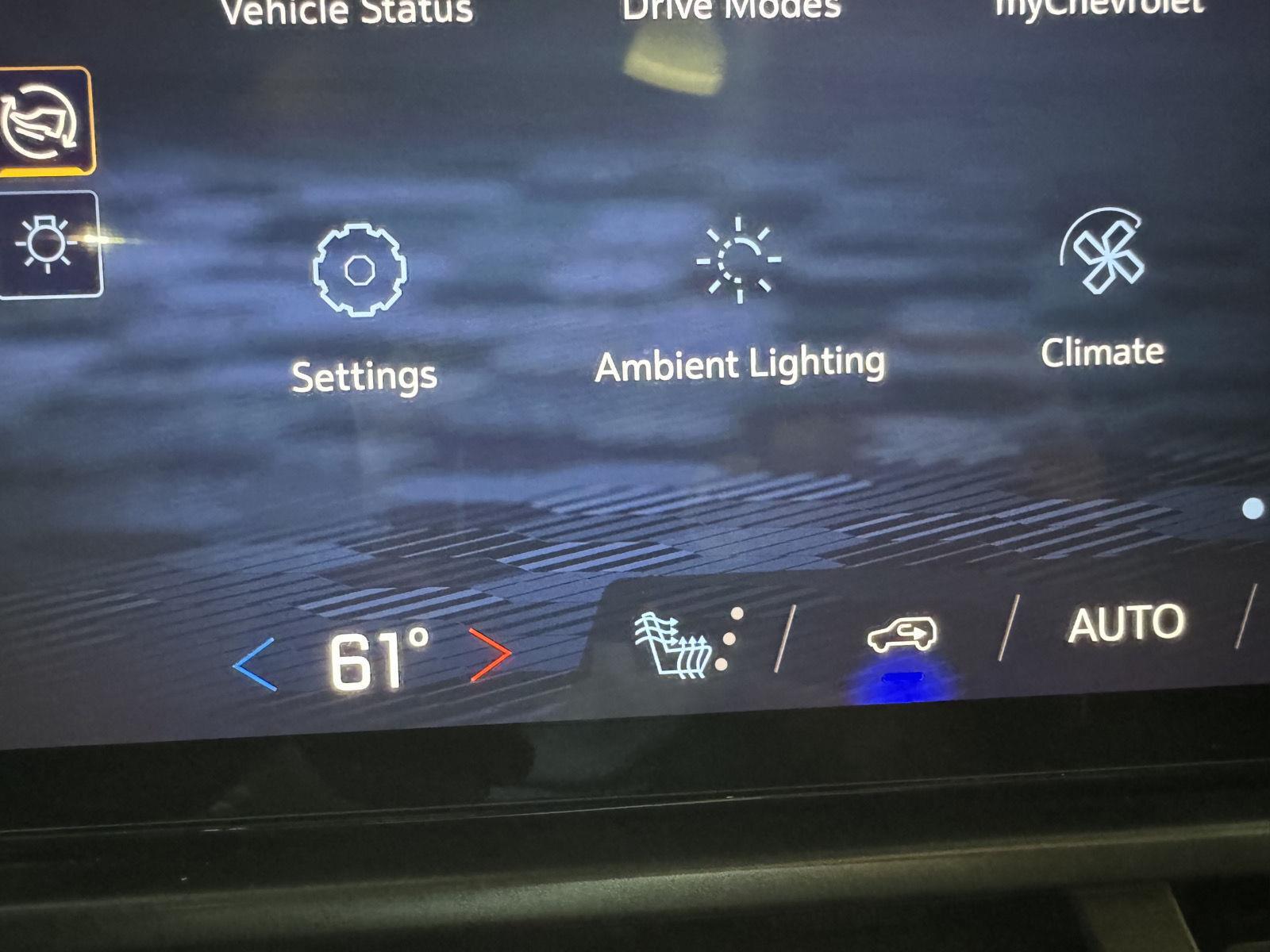 Vehicle photo 38