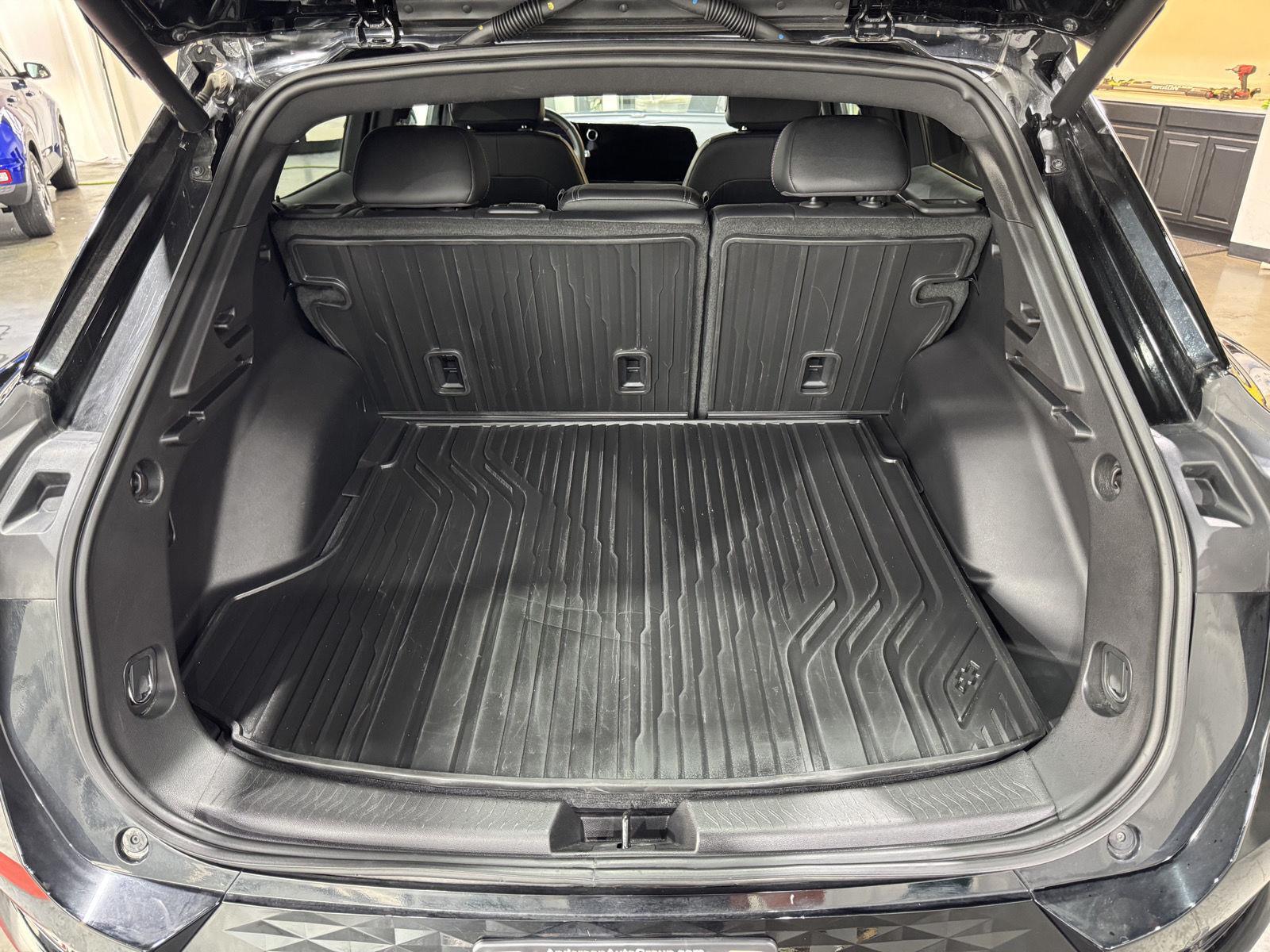 Vehicle photo 42