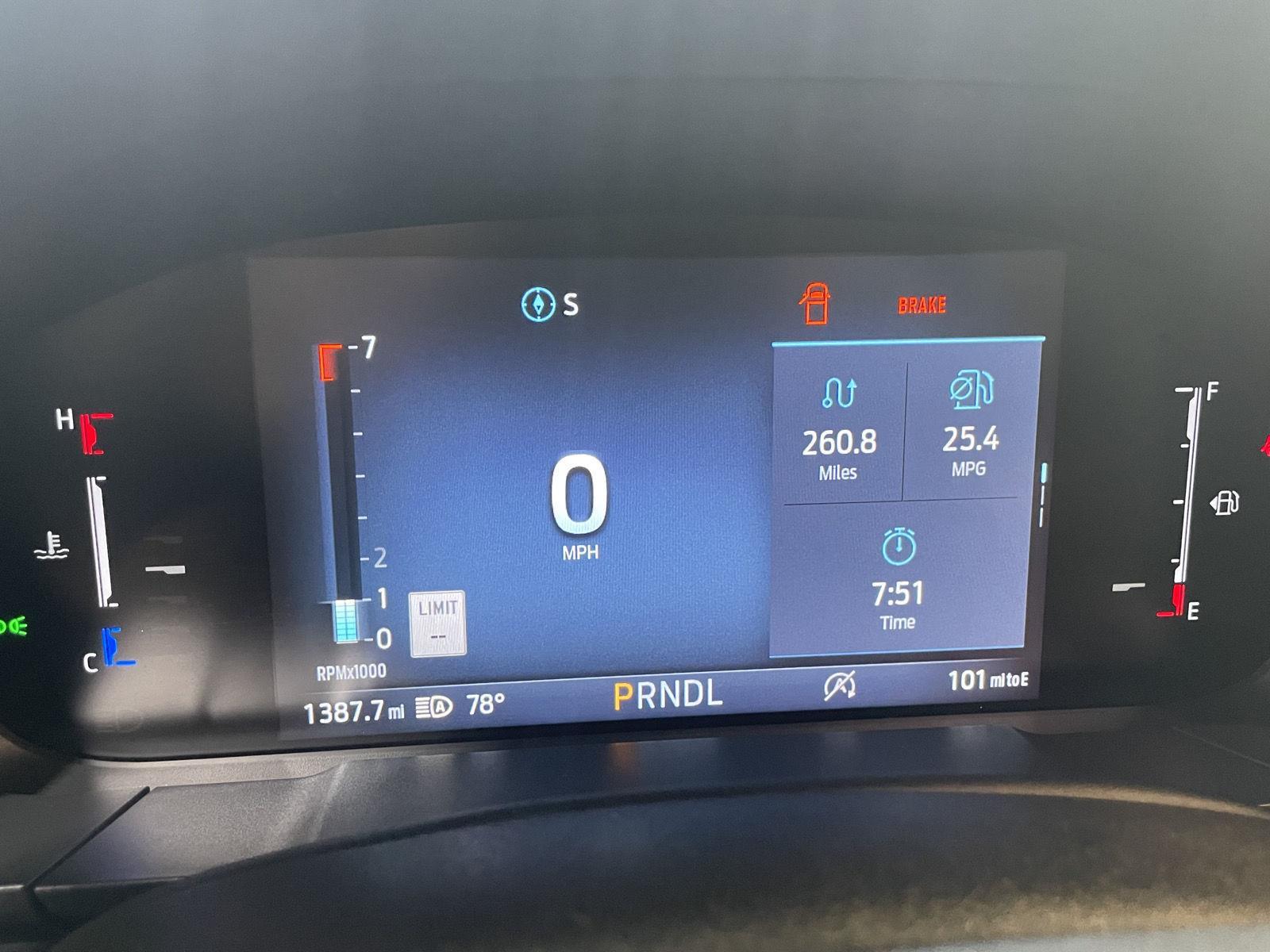Vehicle photo 27
