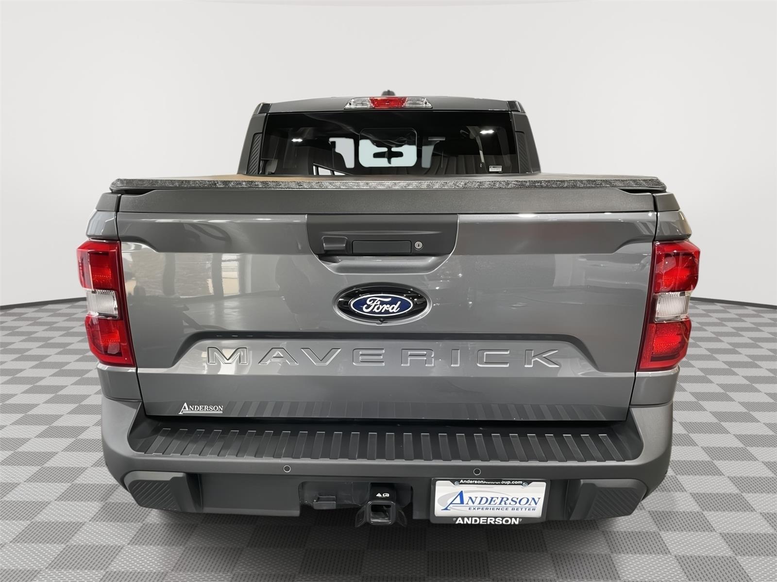 Vehicle photo 32