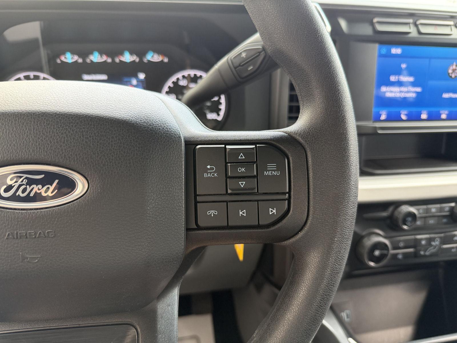 Vehicle photo 22
