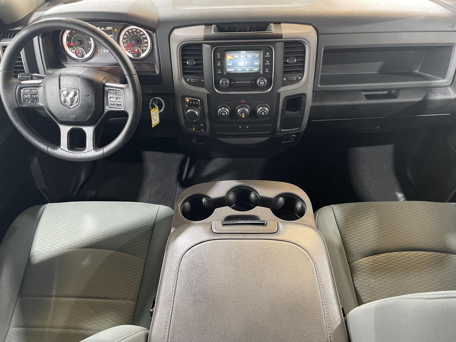 Vehicle photo 14