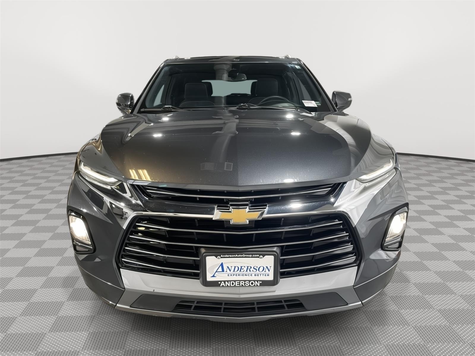 Vehicle photo 4
