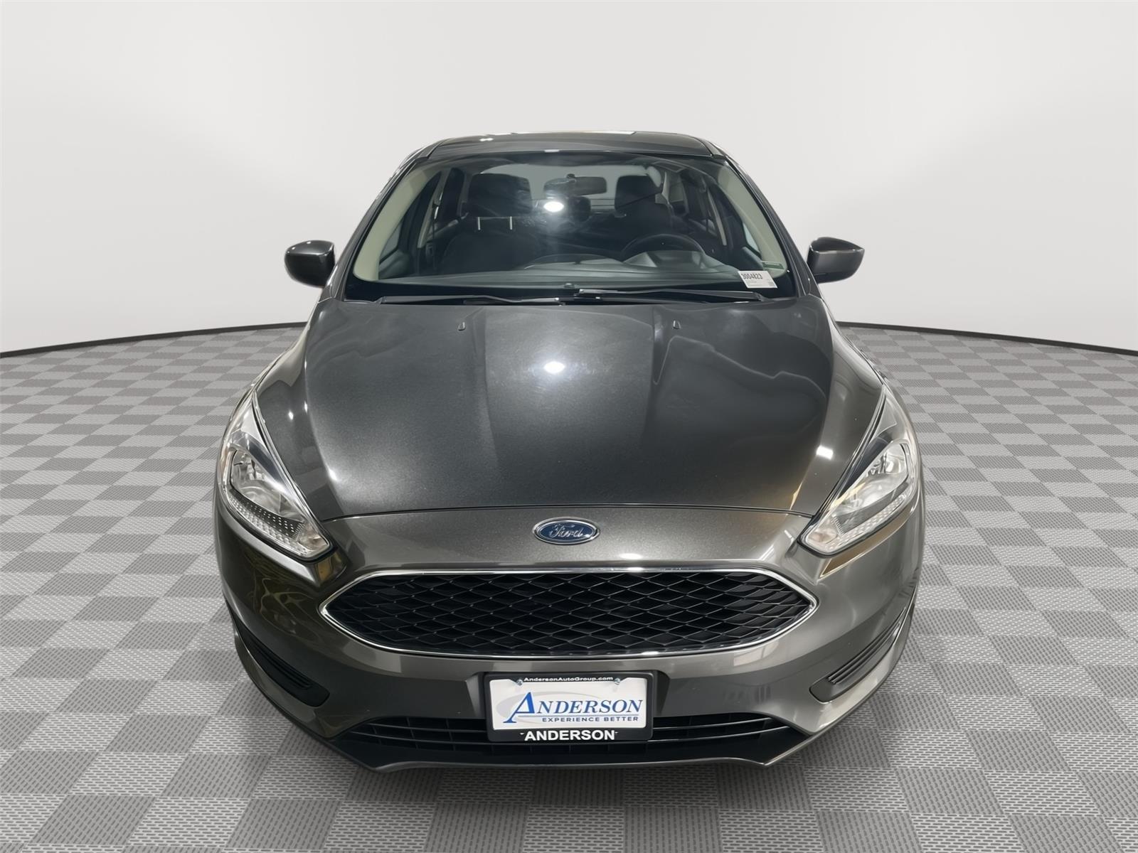 Vehicle photo 4
