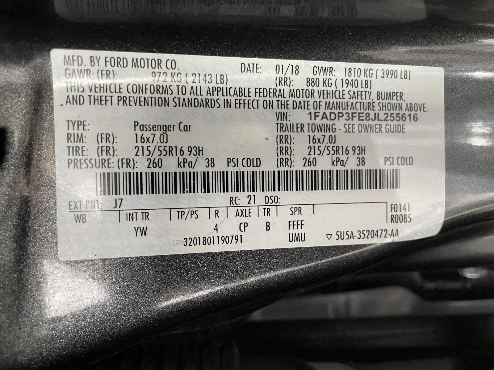 Vehicle photo 33