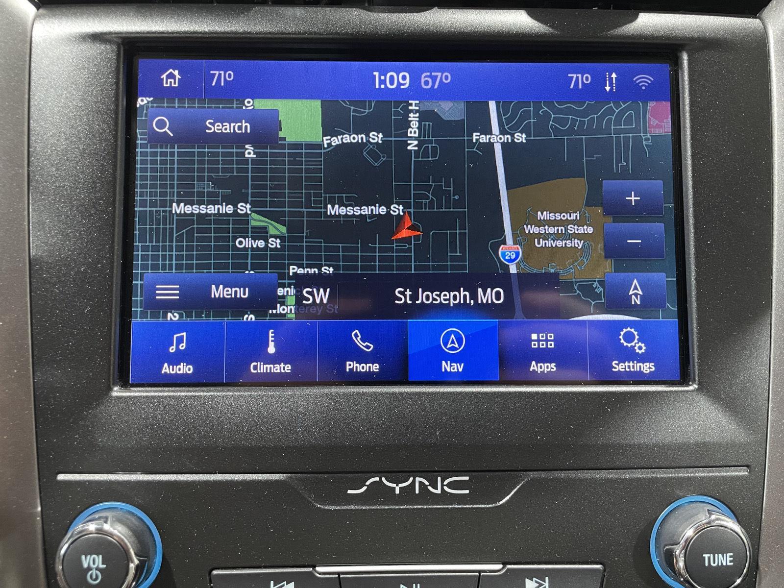 Vehicle photo 33