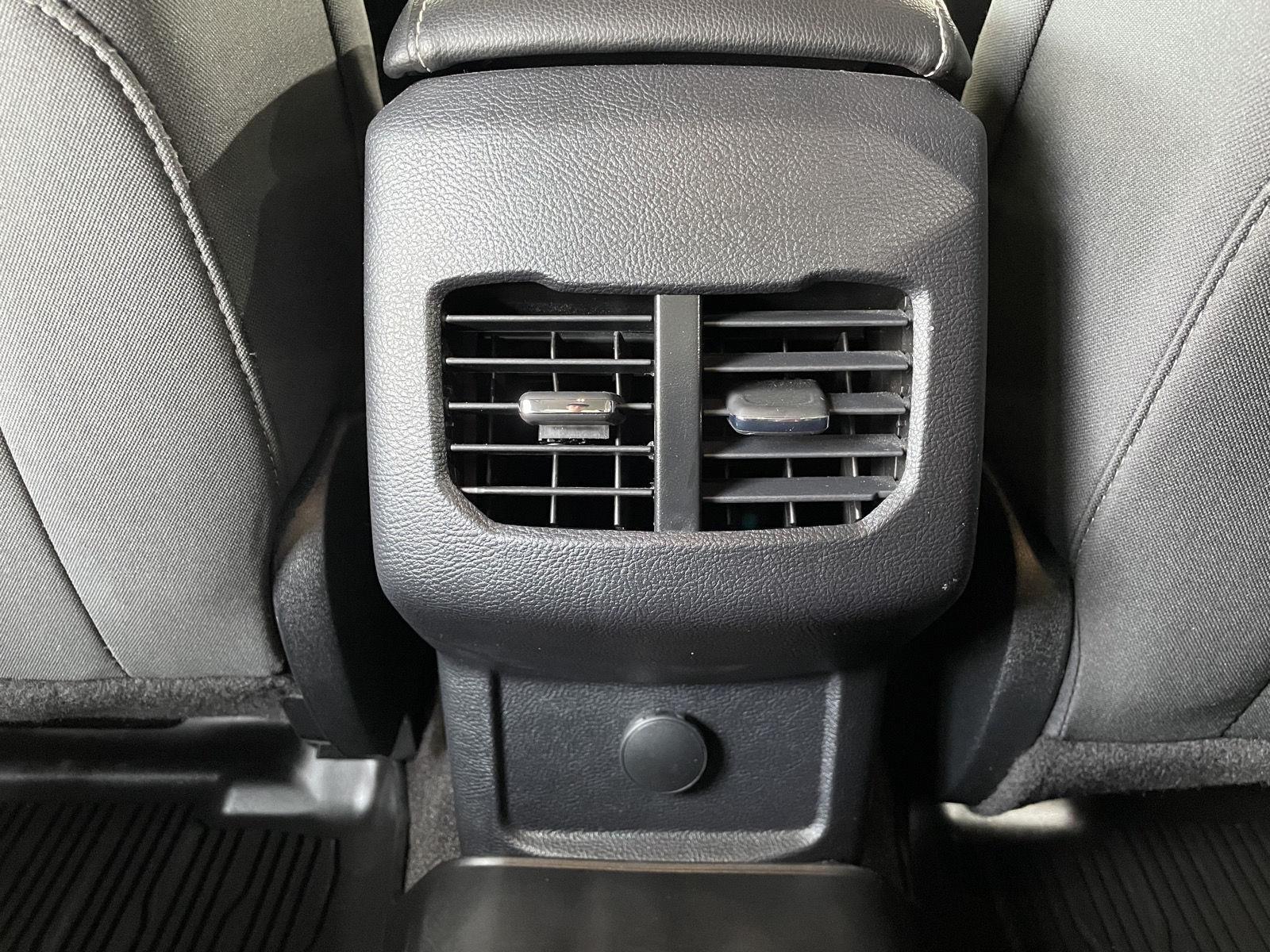 Vehicle photo 39