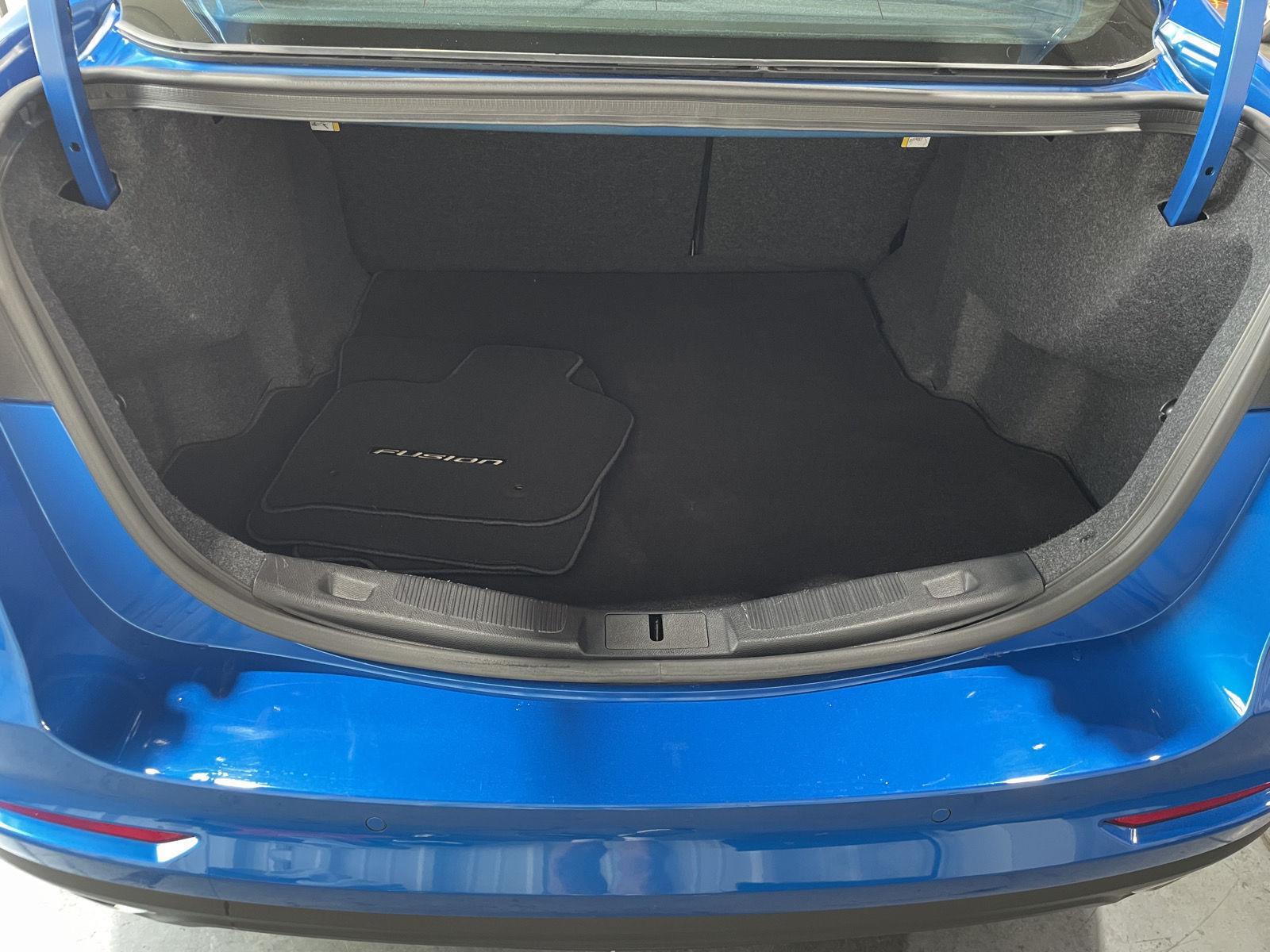 Vehicle photo 42