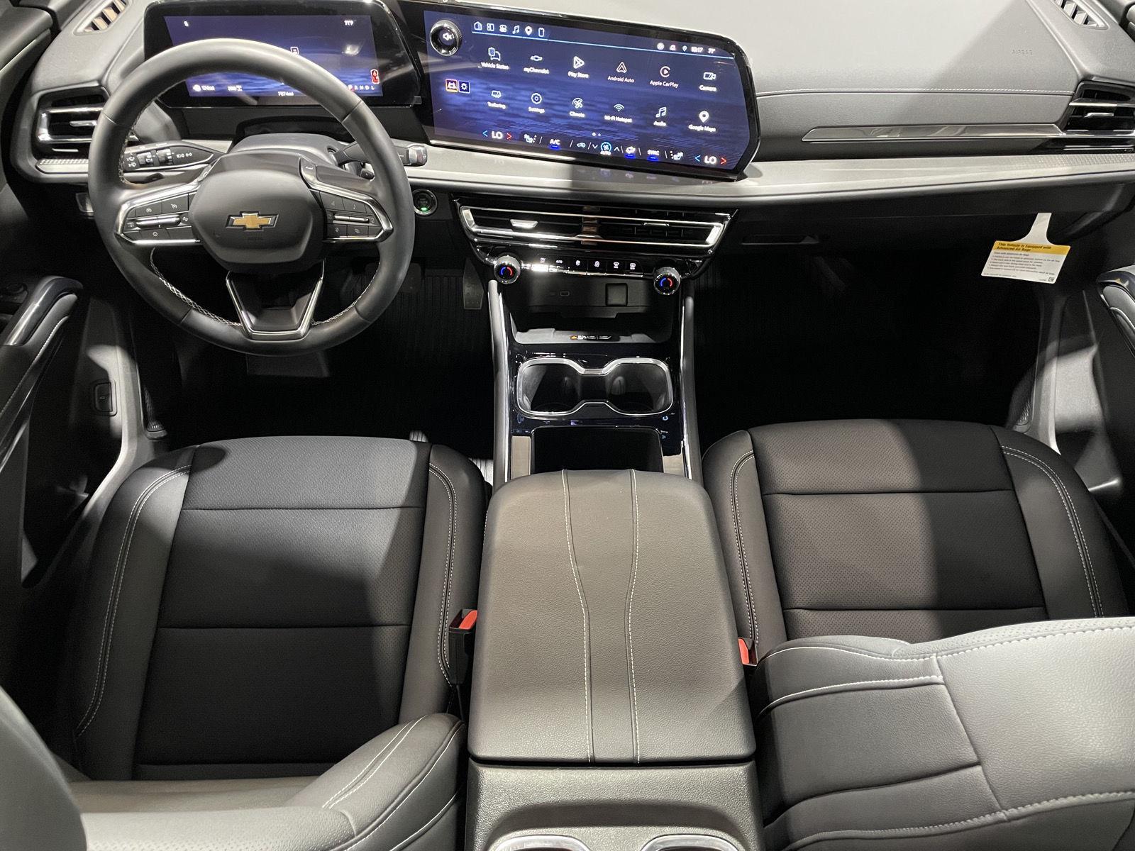 Vehicle photo 21