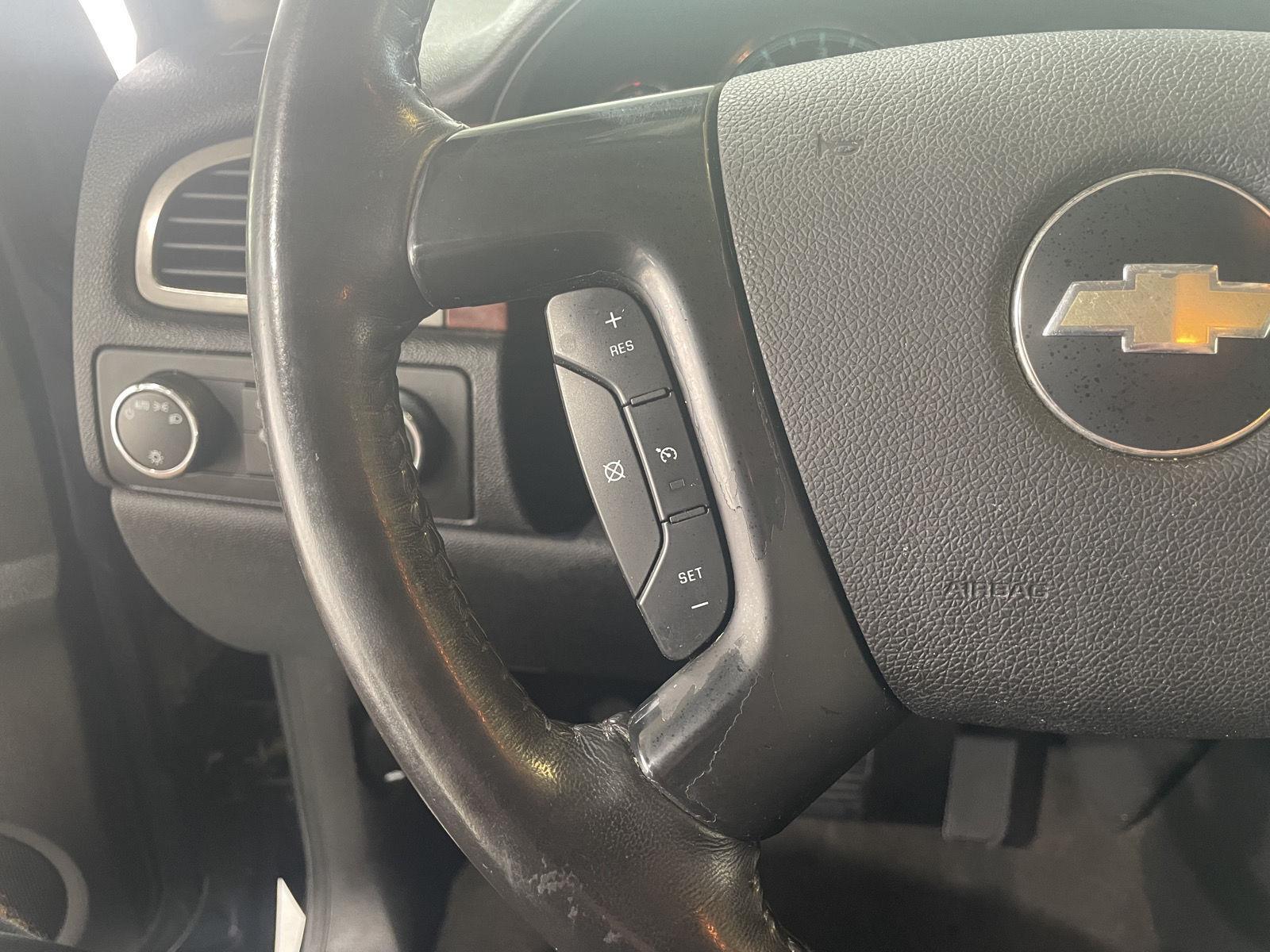 Vehicle photo 15
