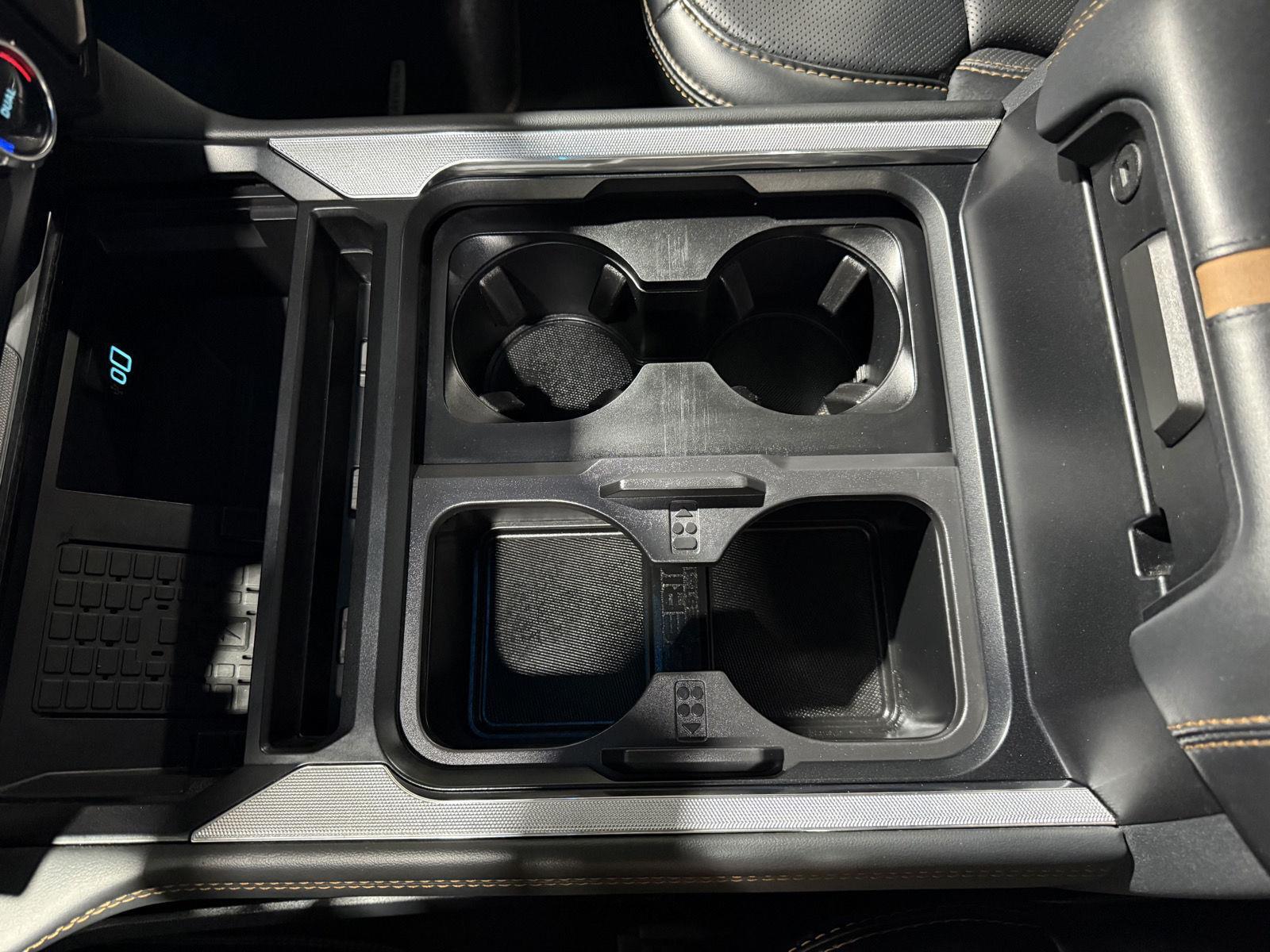 Vehicle photo 37
