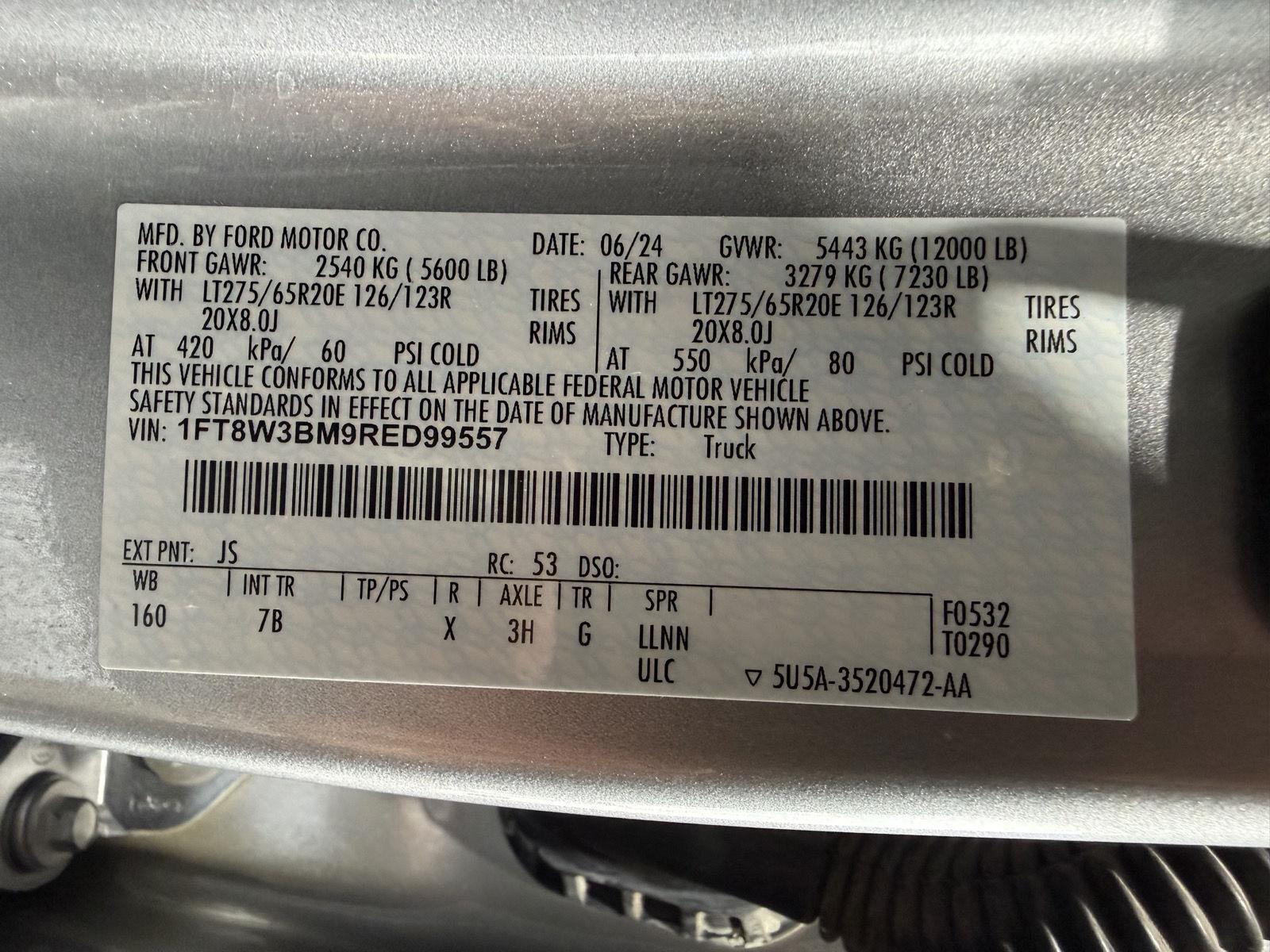 Vehicle photo 41