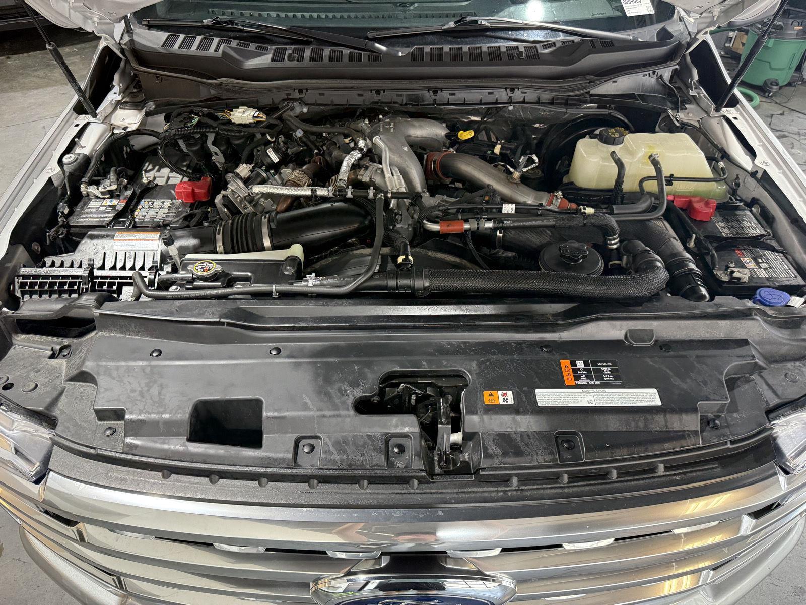 Vehicle photo 43