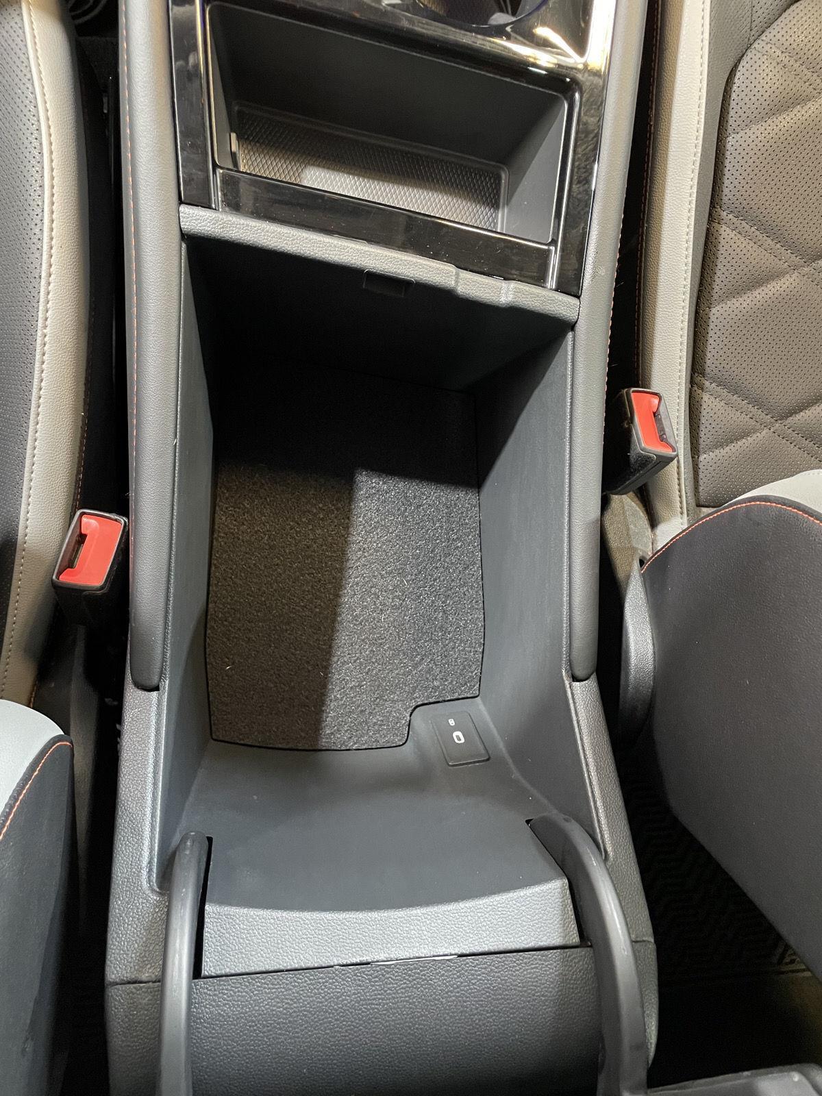 Vehicle photo 37