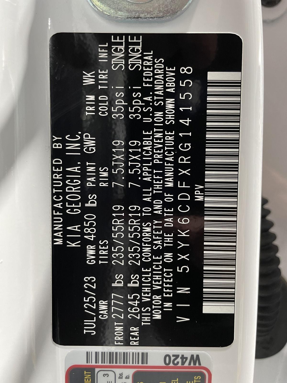 Vehicle photo 41
