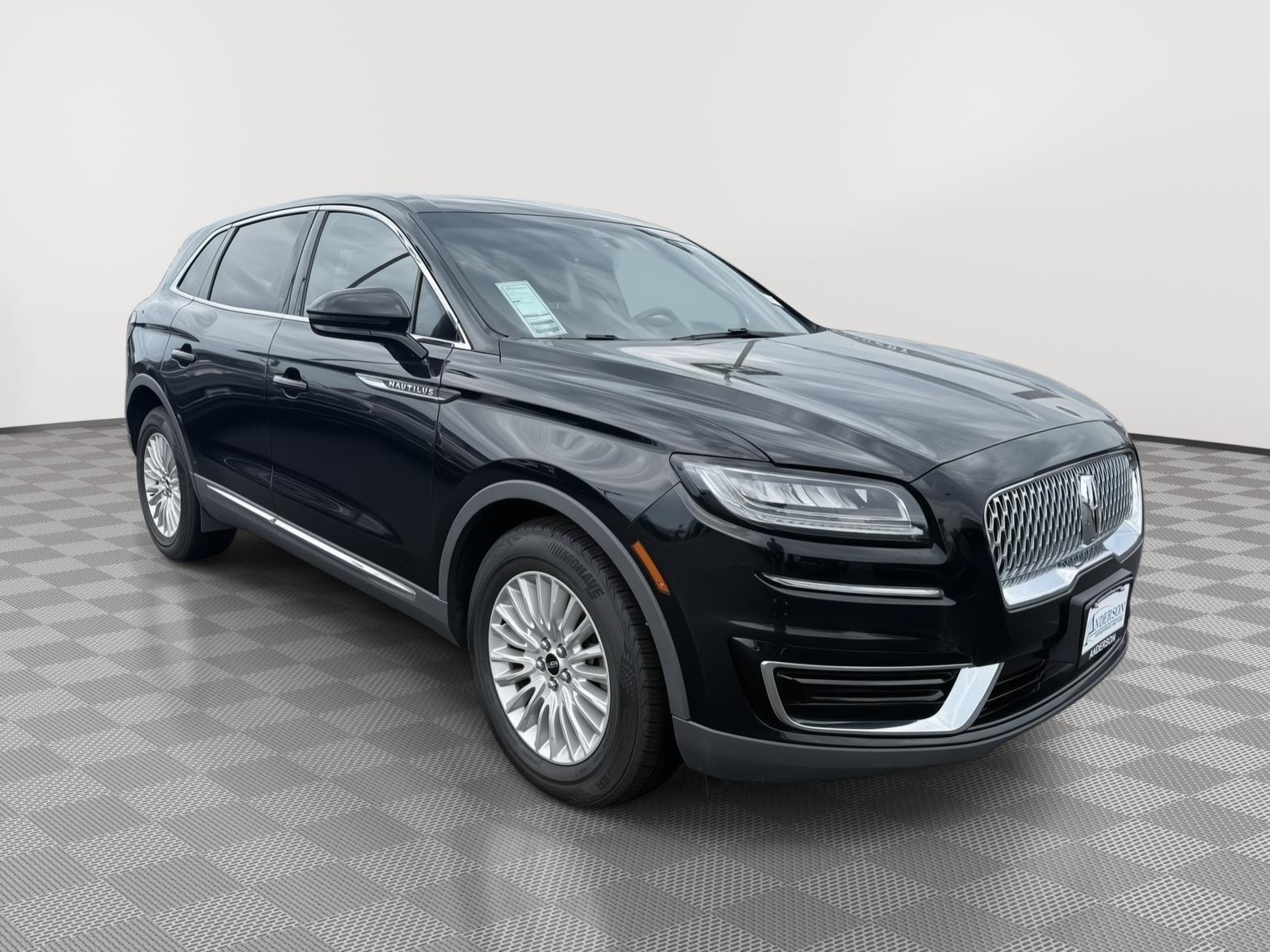 Vehicle photo 5