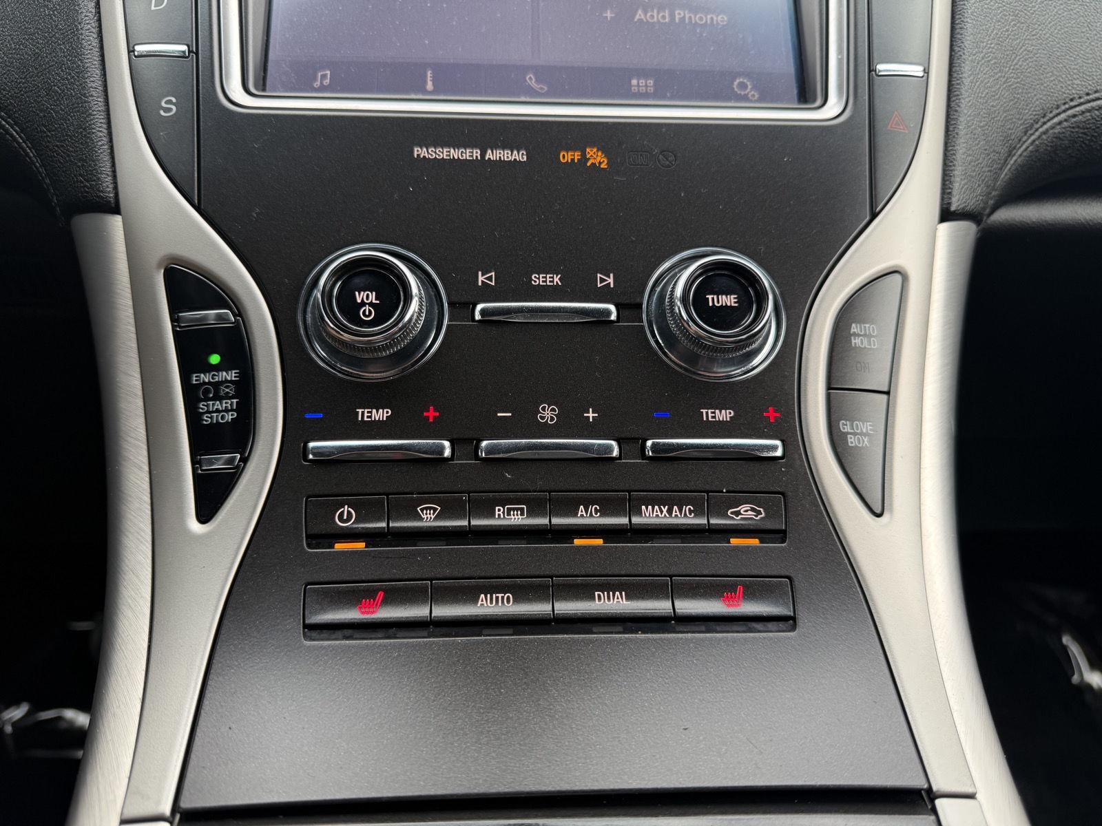 Vehicle photo 33