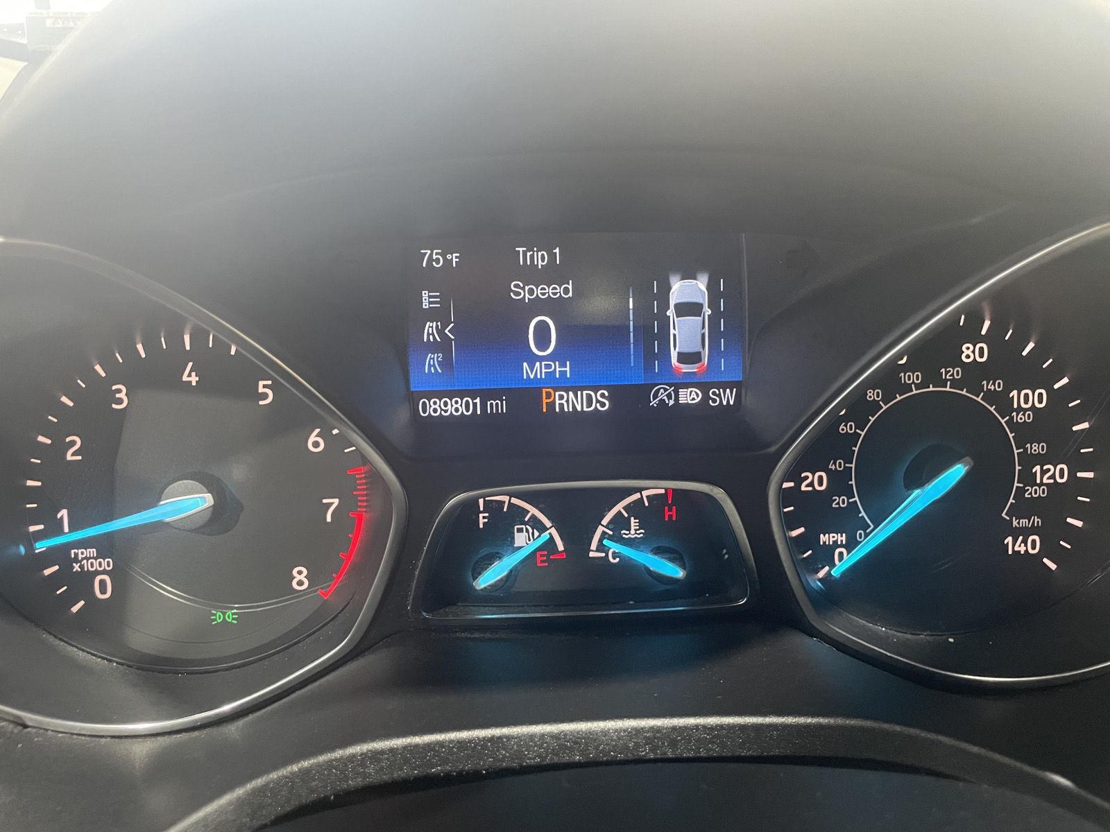 Vehicle photo 3