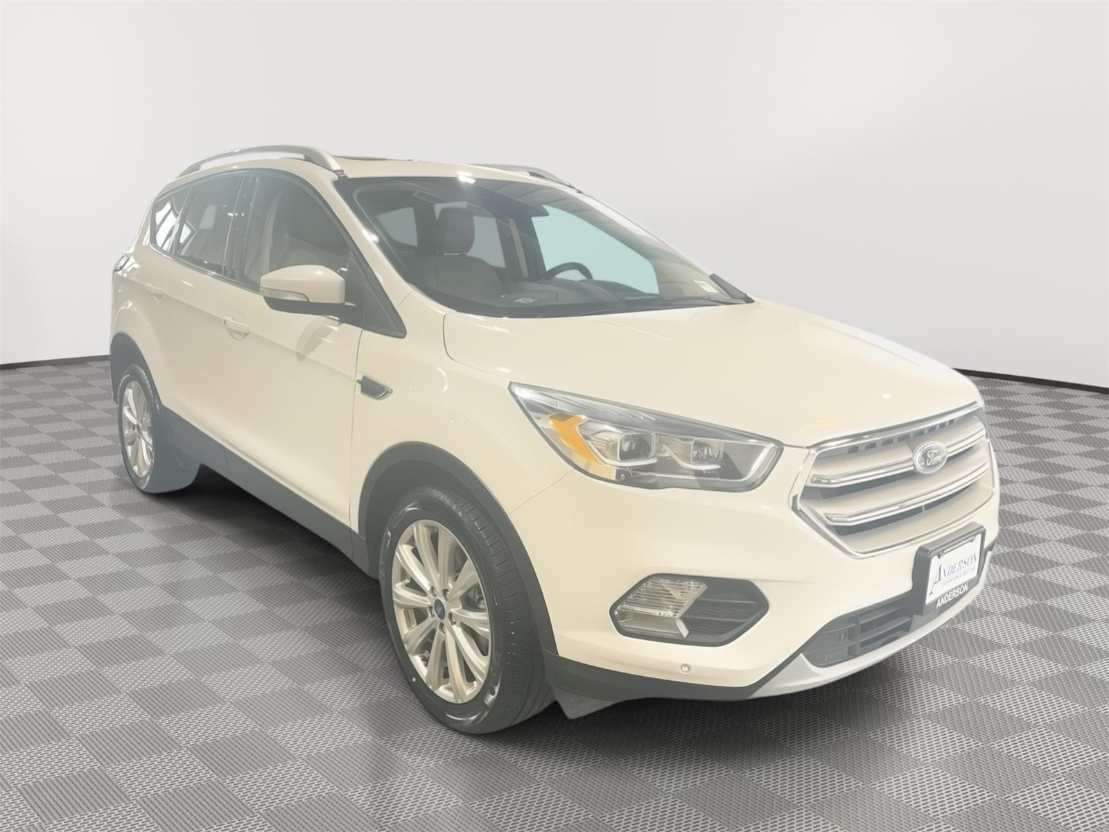 Vehicle photo 5