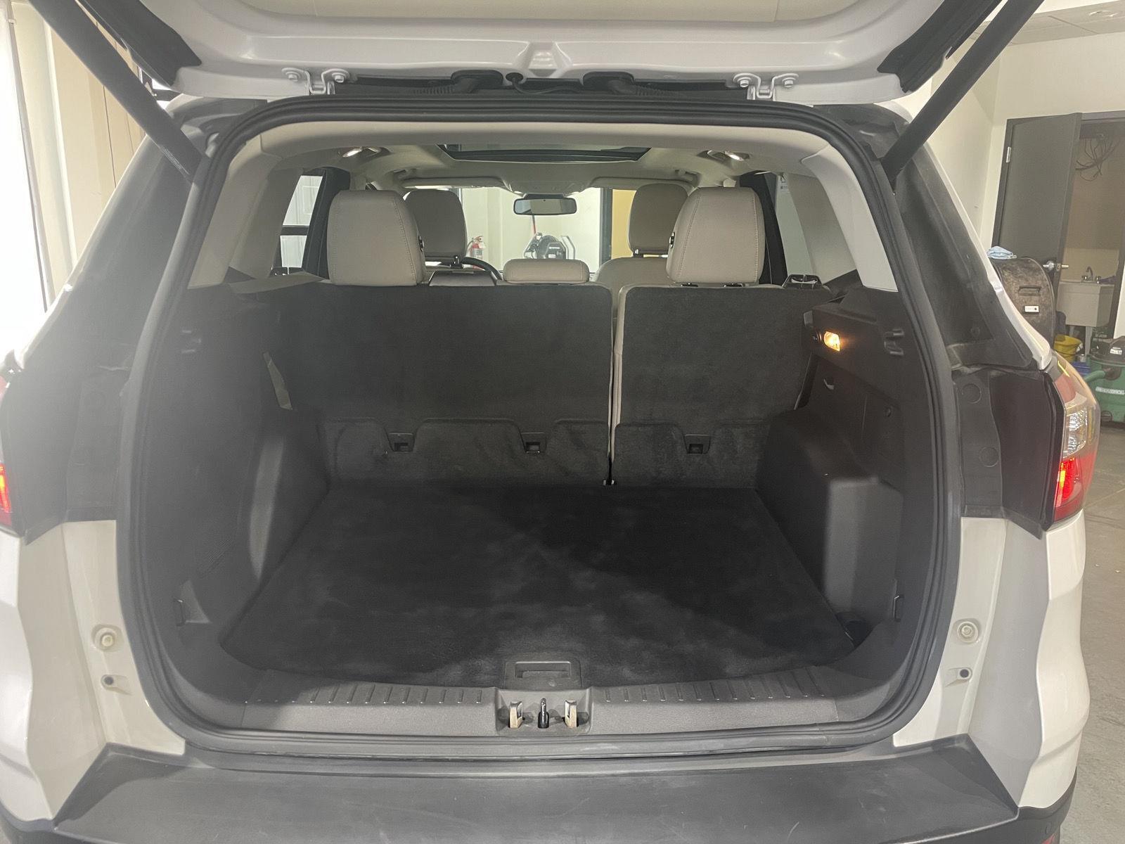 Vehicle photo 39