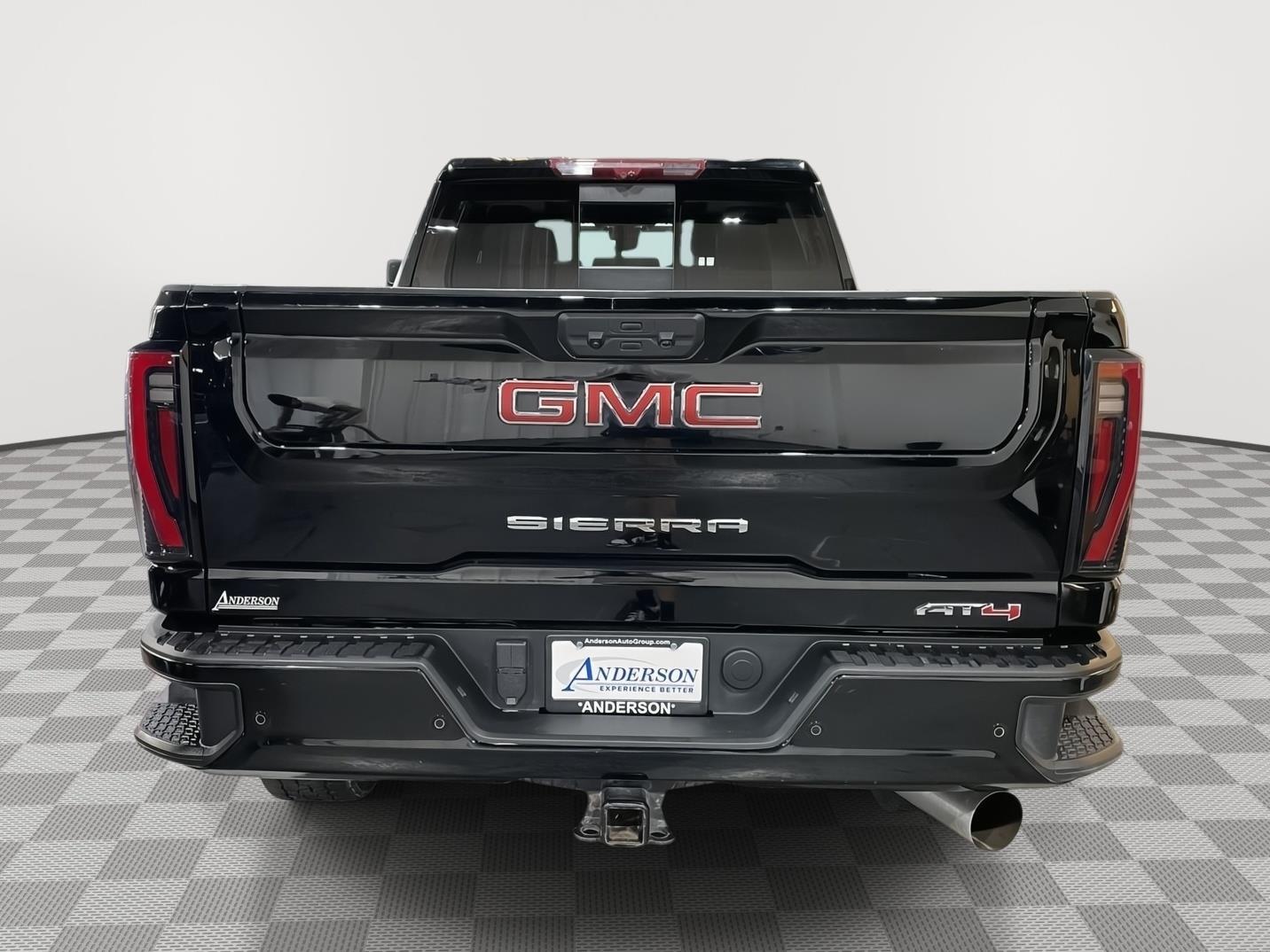 Vehicle photo 8
