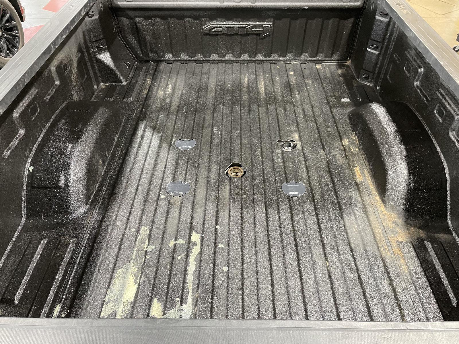 Vehicle photo 46