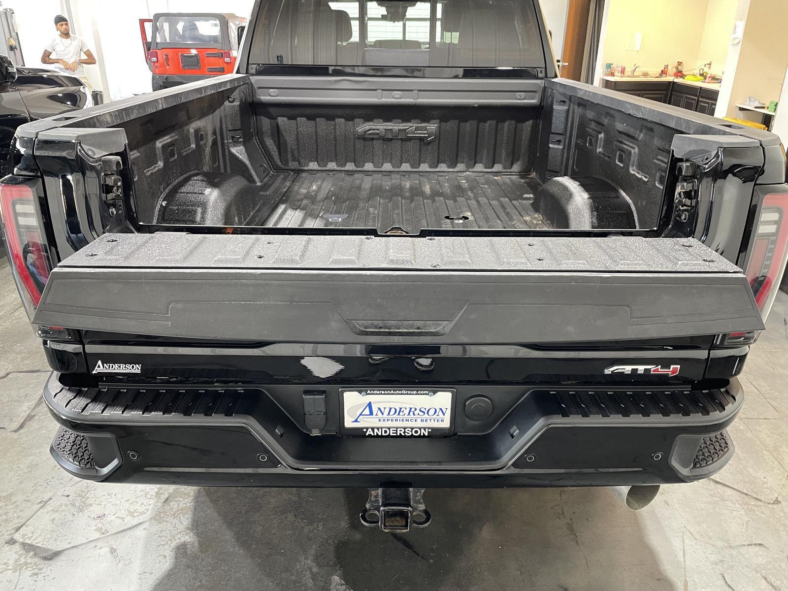 Vehicle photo 47