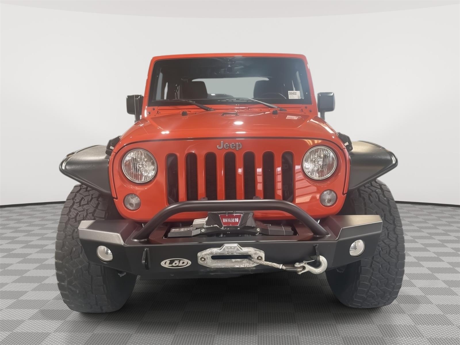 Vehicle photo 4