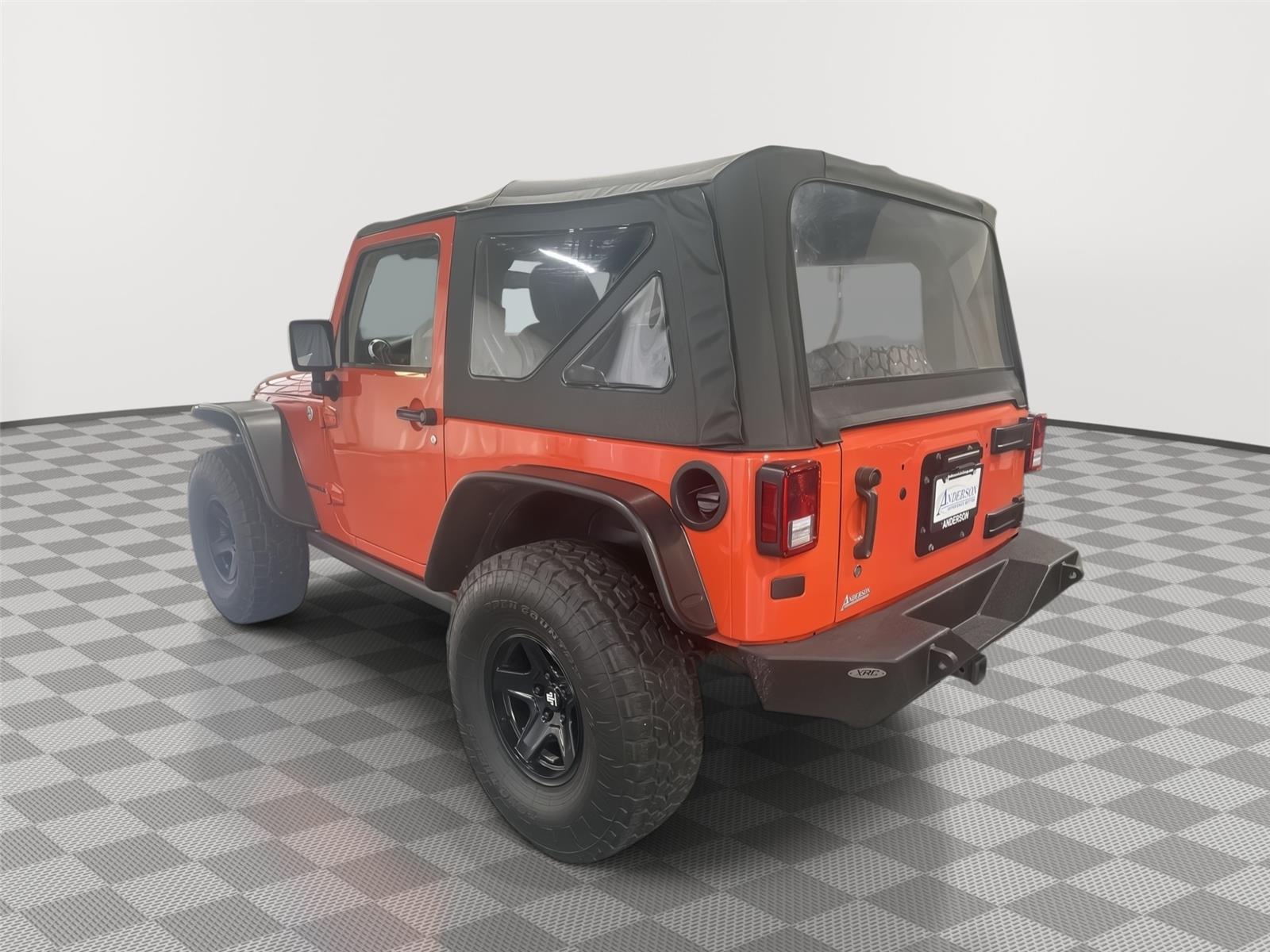 Vehicle photo 7