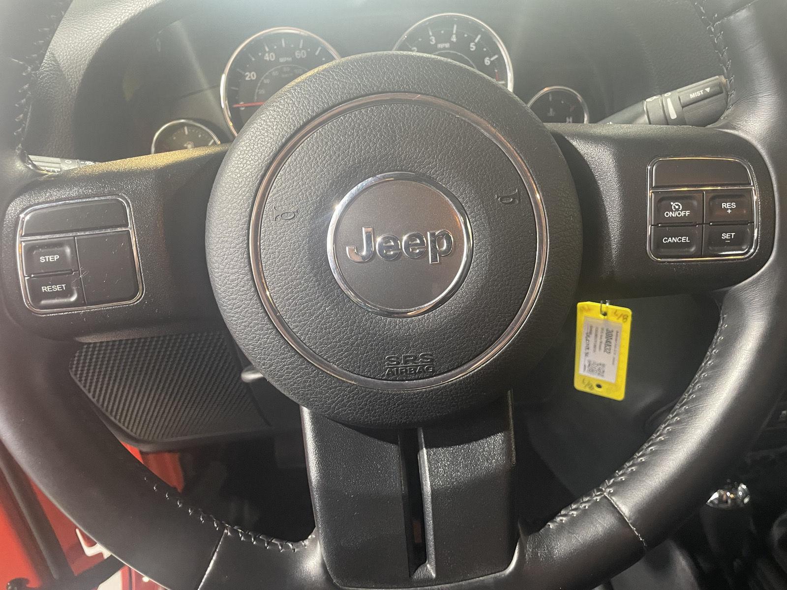 Vehicle photo 11