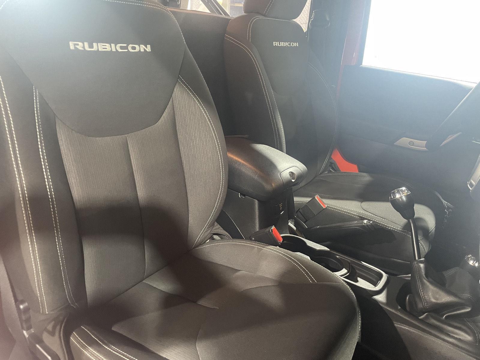 Vehicle photo 21