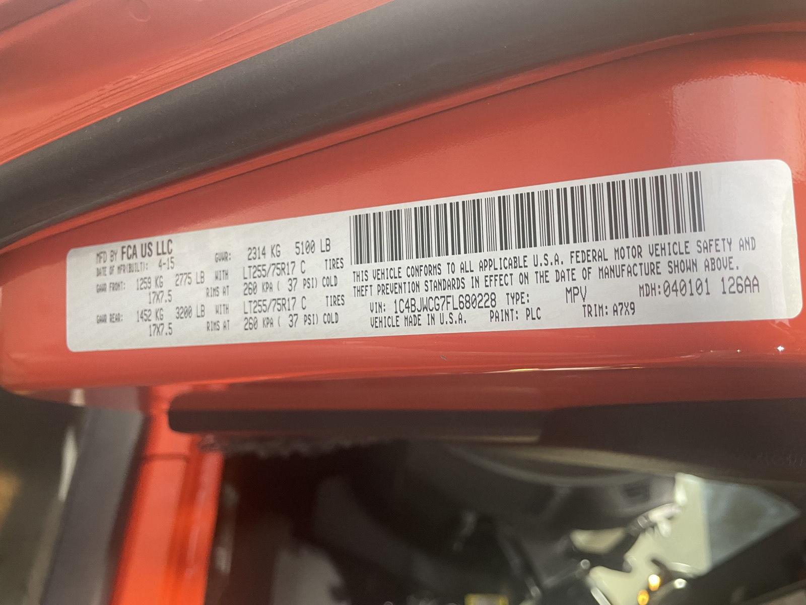 Vehicle photo 29
