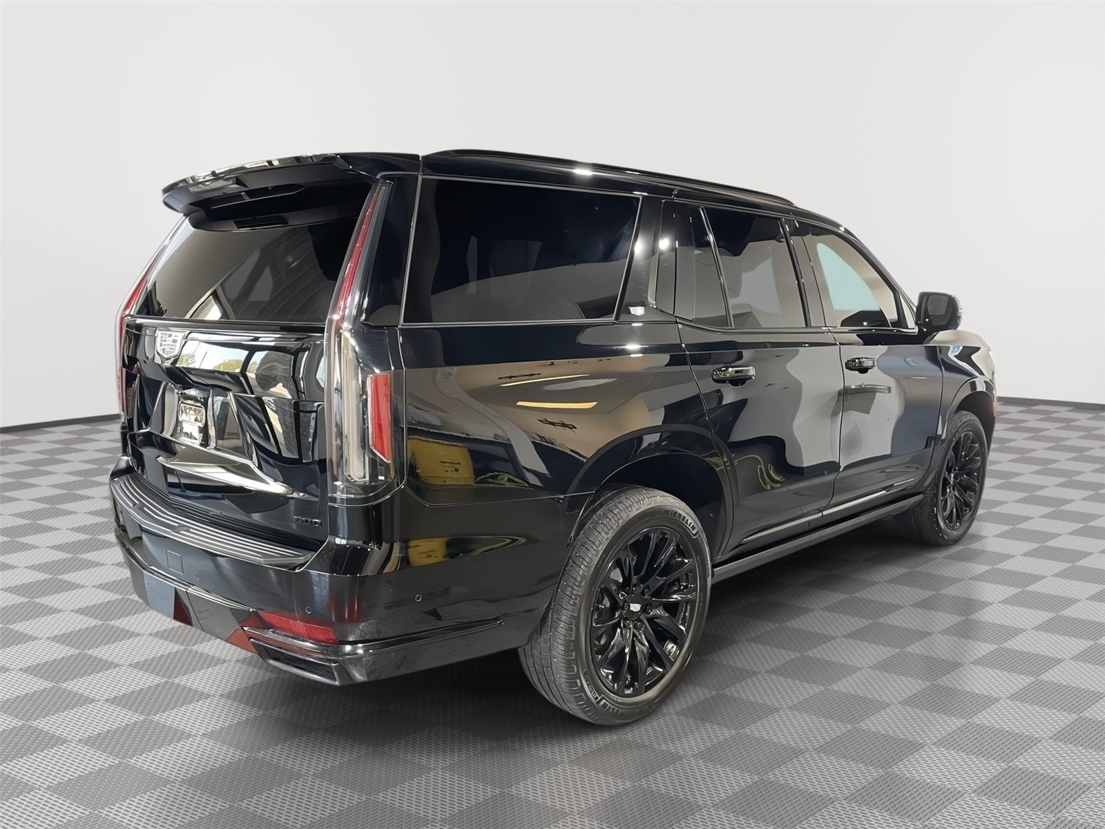 Vehicle photo 6
