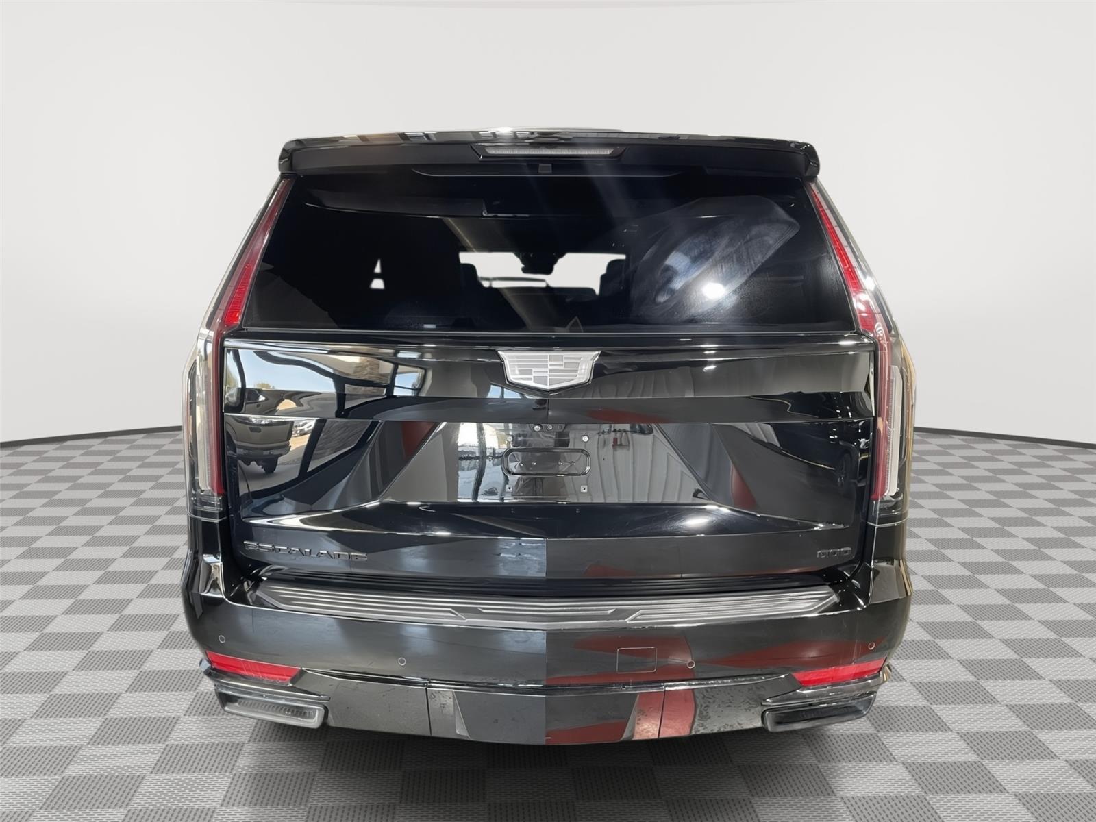 Vehicle photo 7