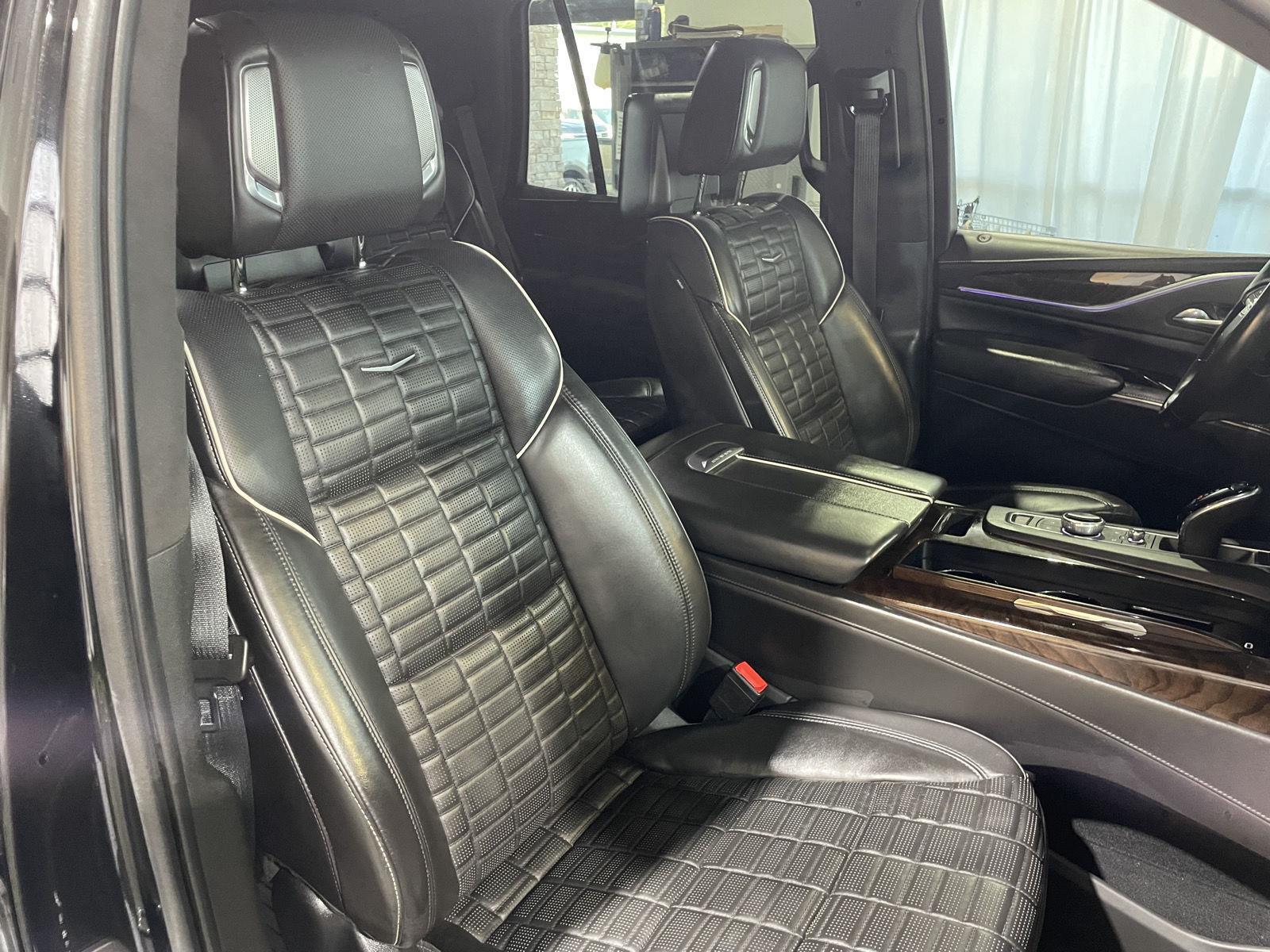 Vehicle photo 29