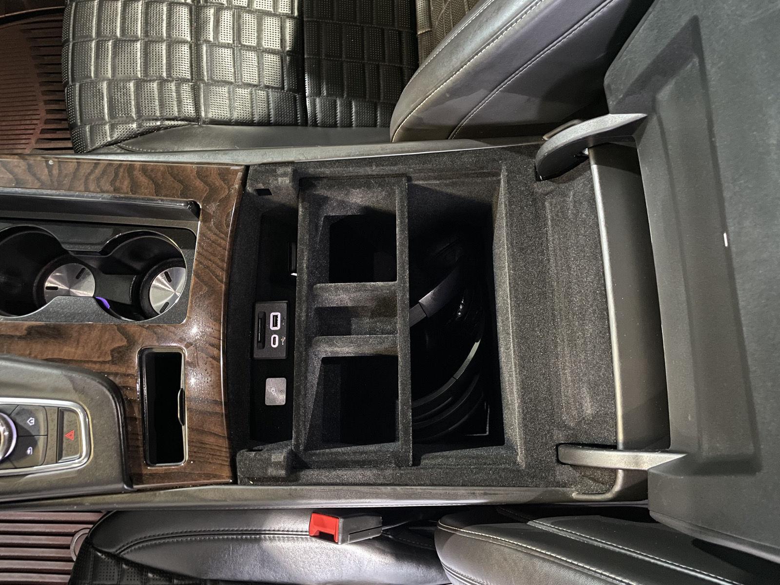 Vehicle photo 40