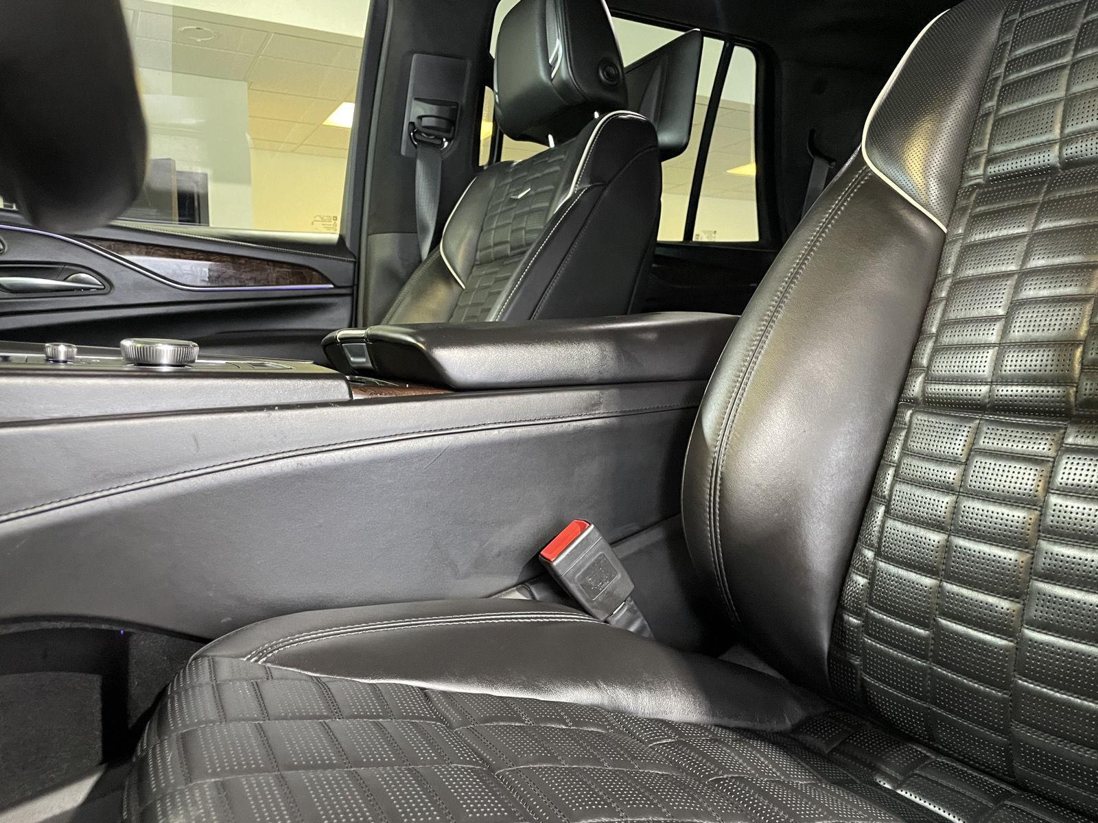 Vehicle photo 41