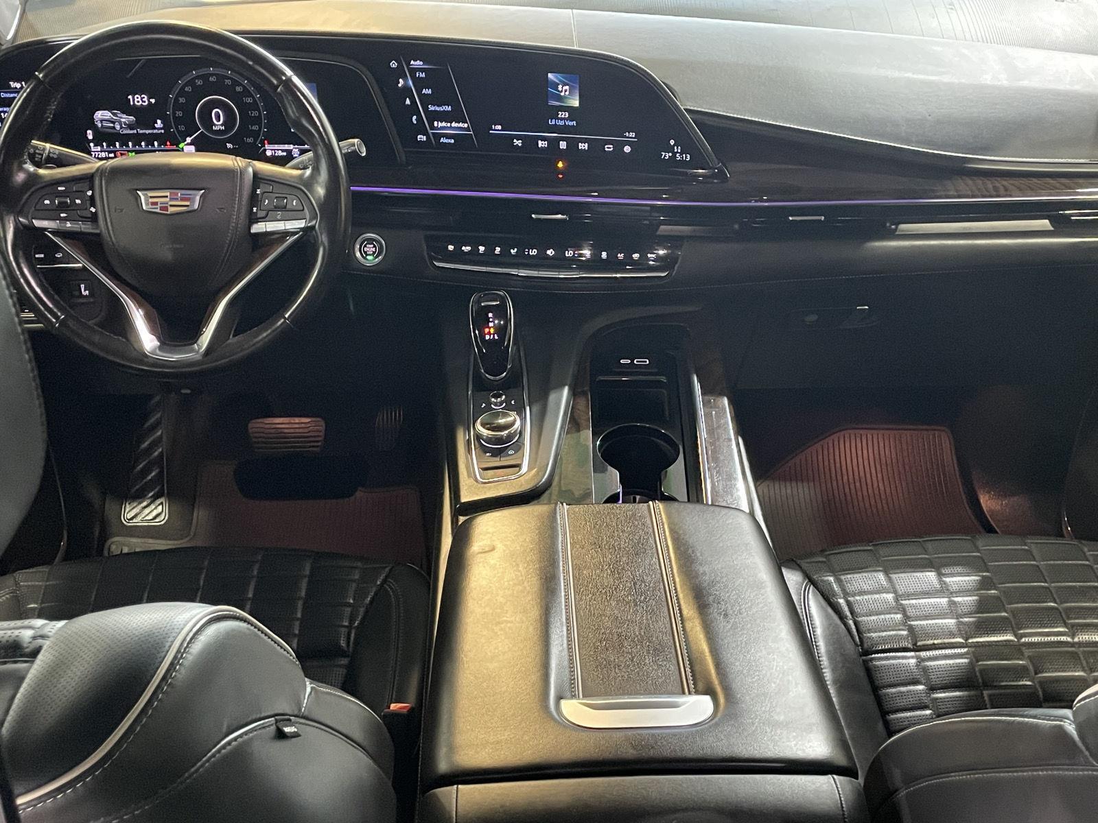 Vehicle photo 43