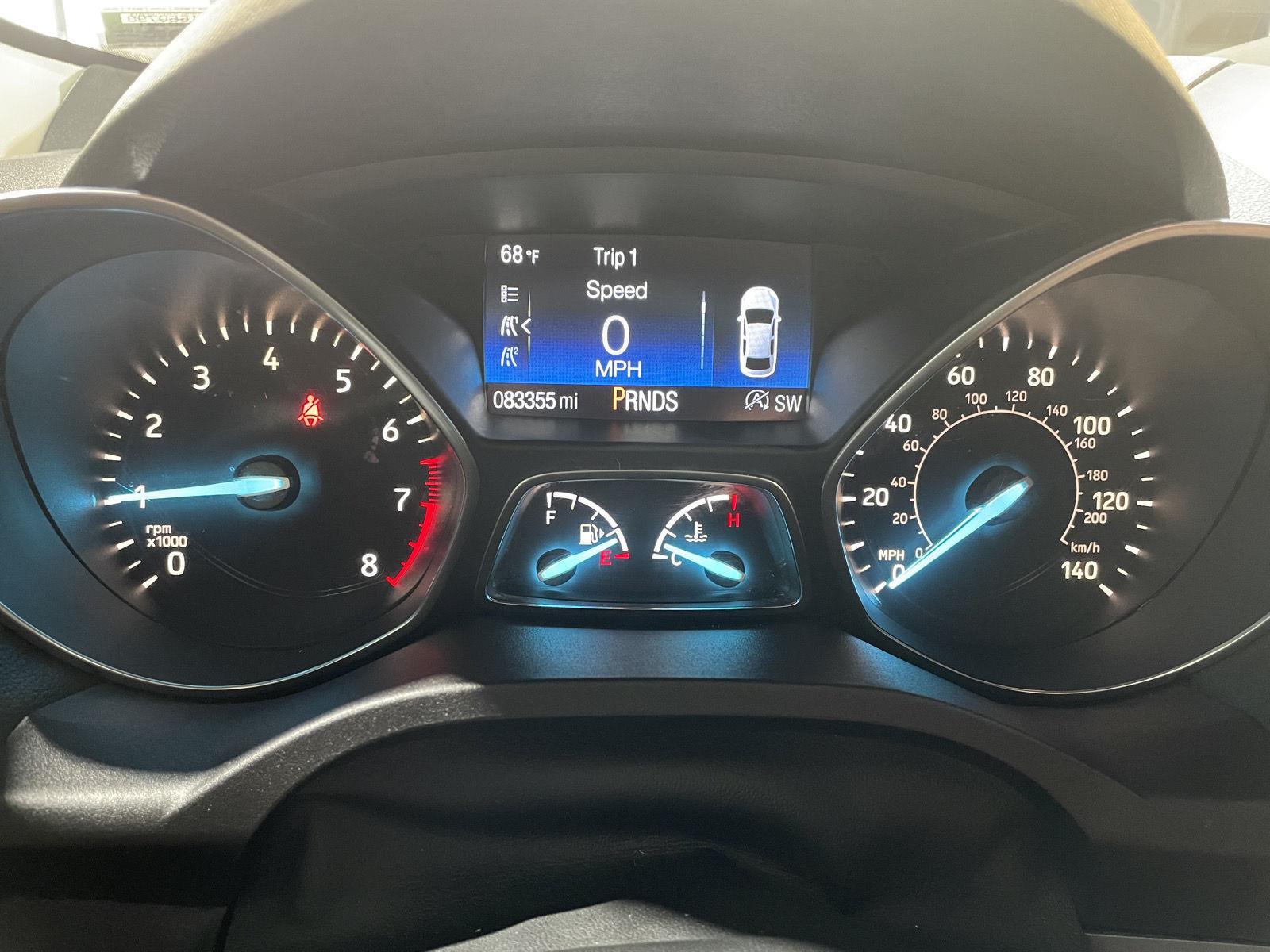 Vehicle photo 3