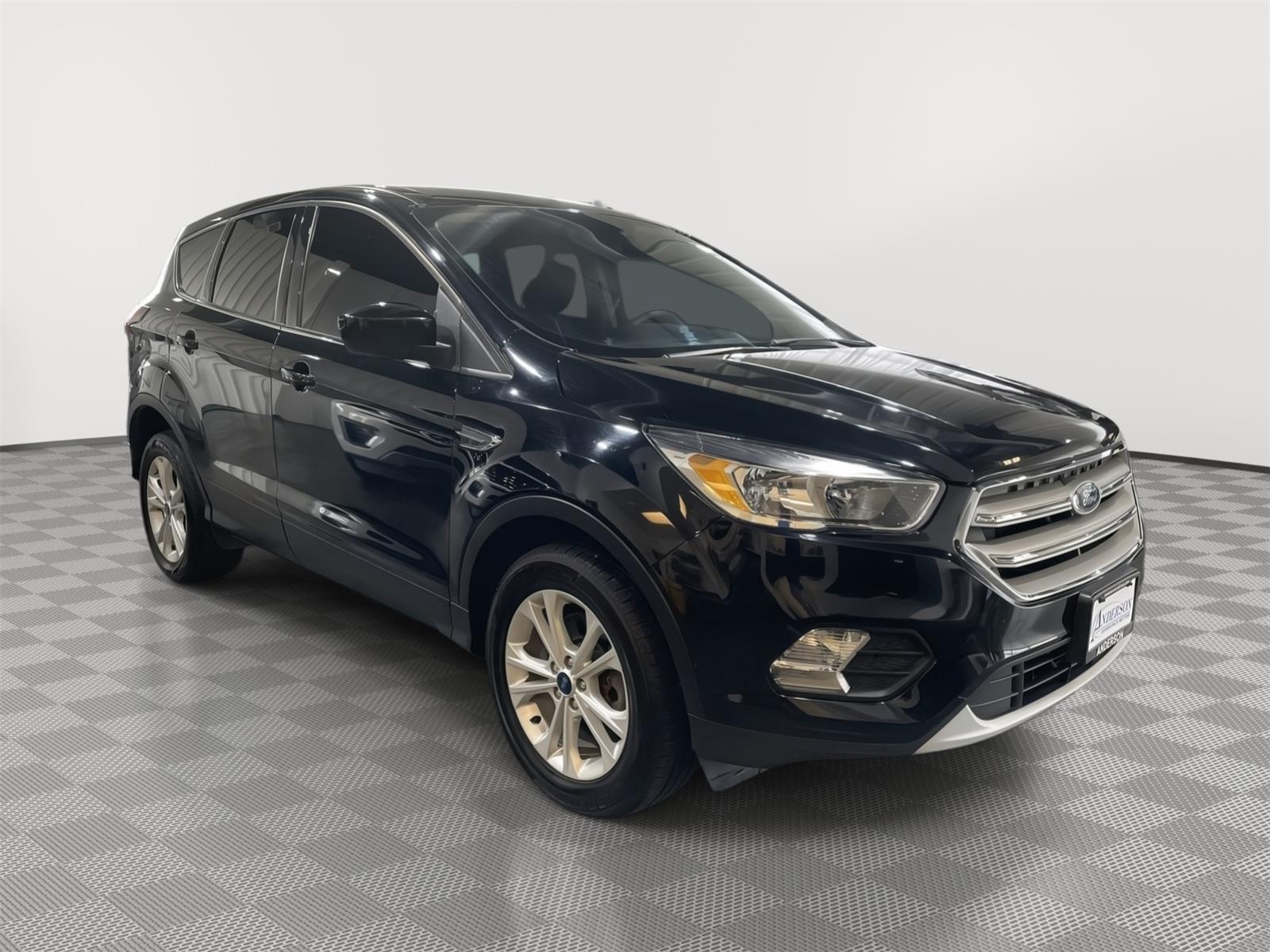 Vehicle photo 5