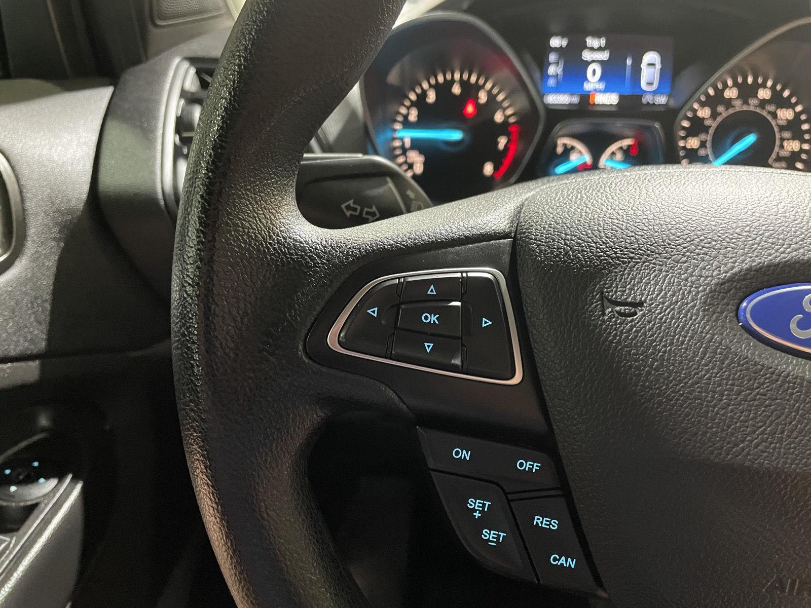 Vehicle photo 14