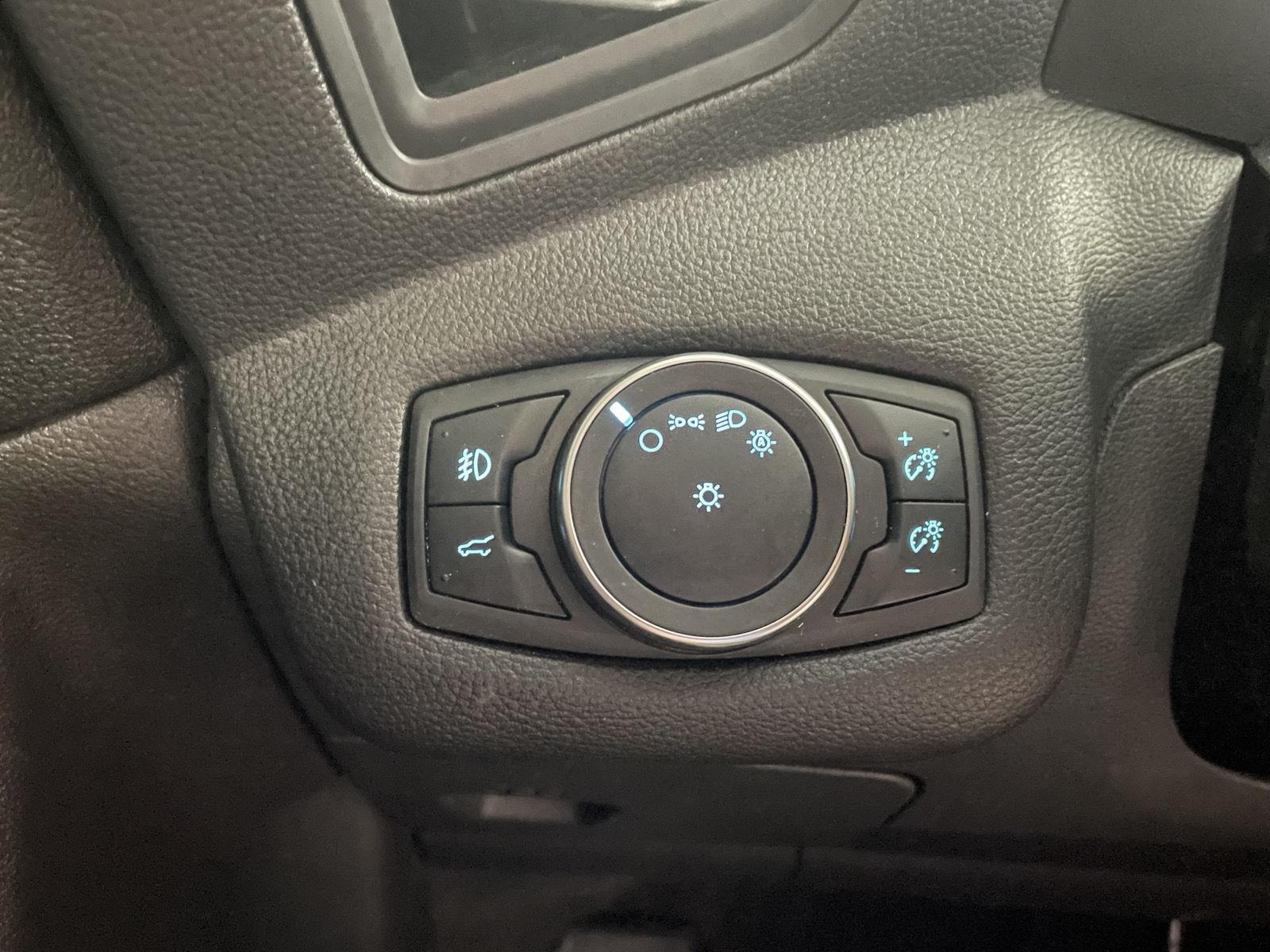 Vehicle photo 16