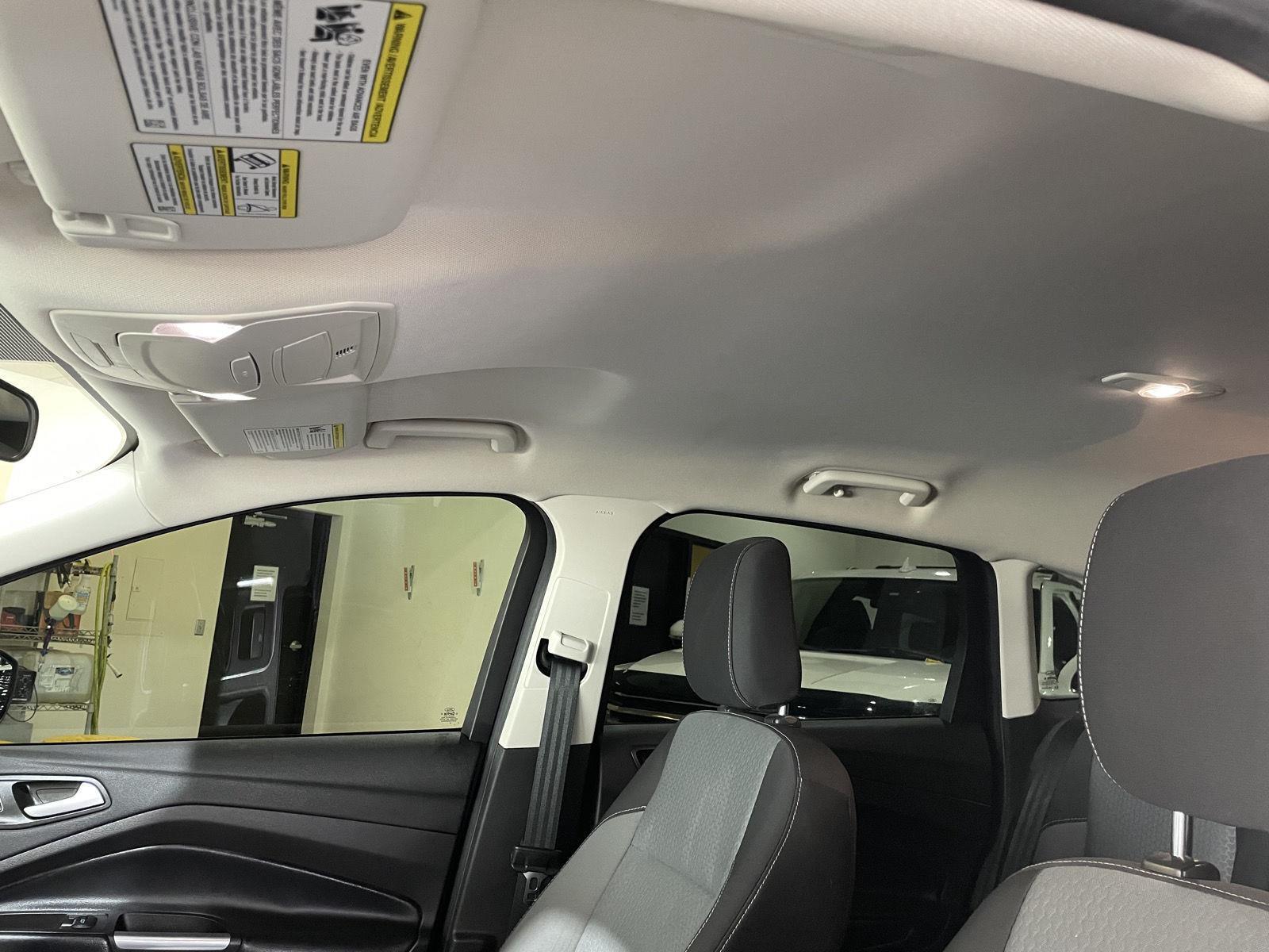 Vehicle photo 32