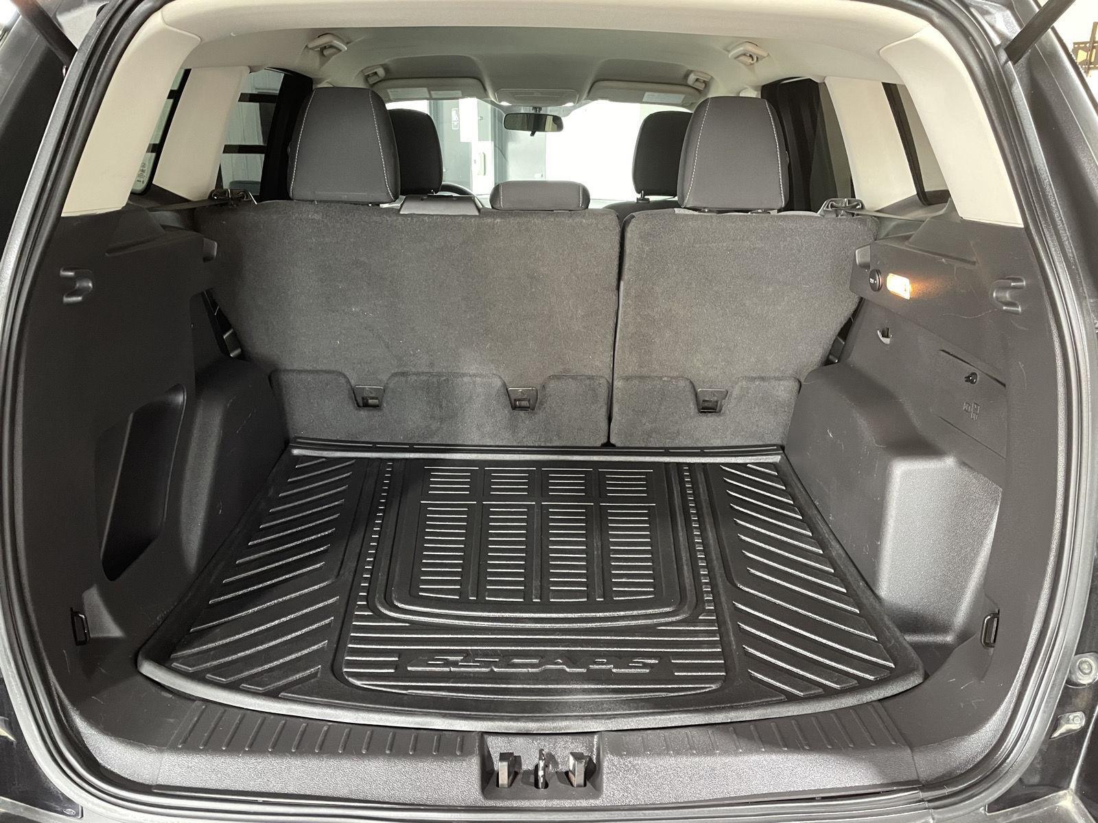 Vehicle photo 44