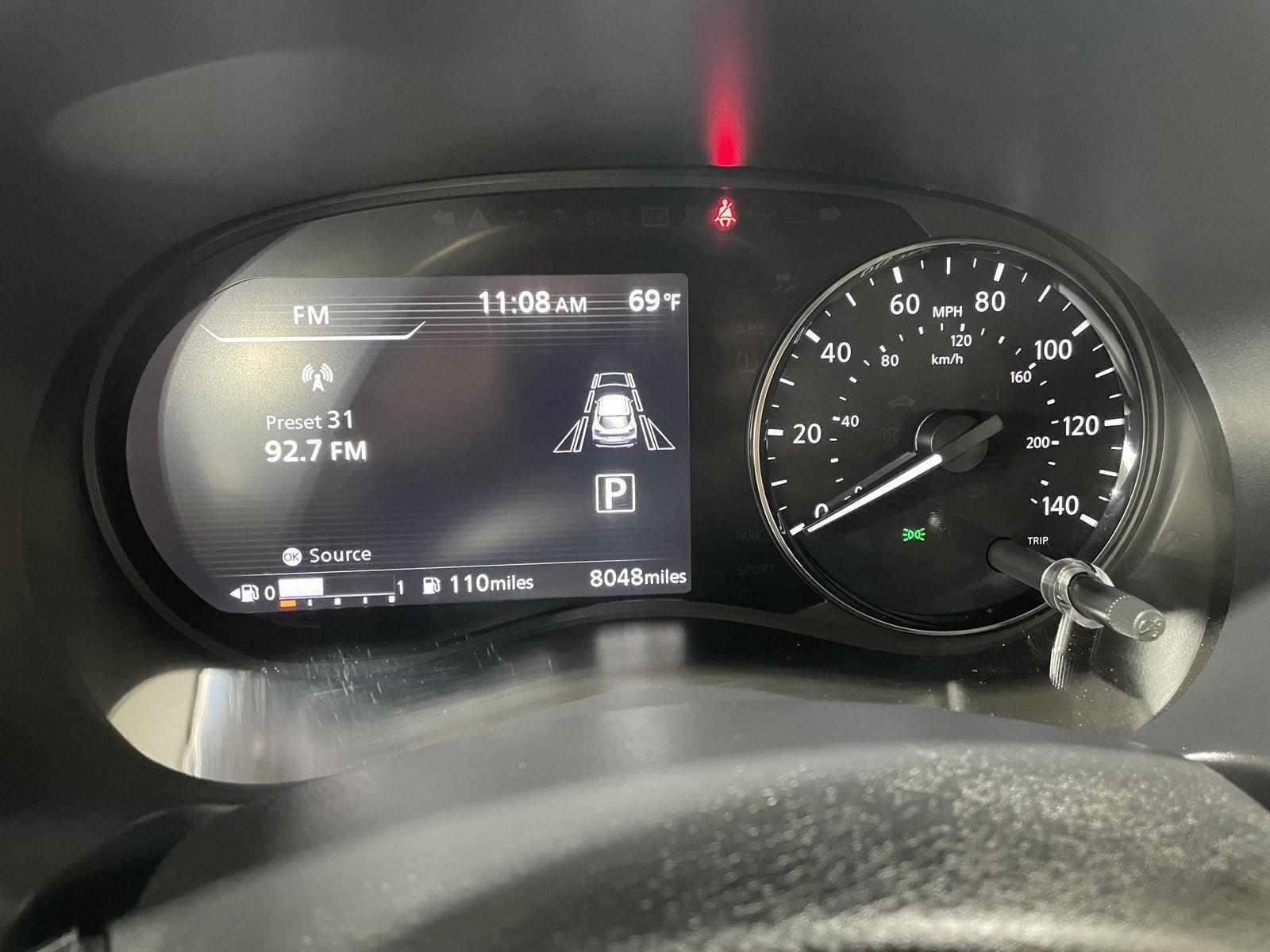 Vehicle photo 3